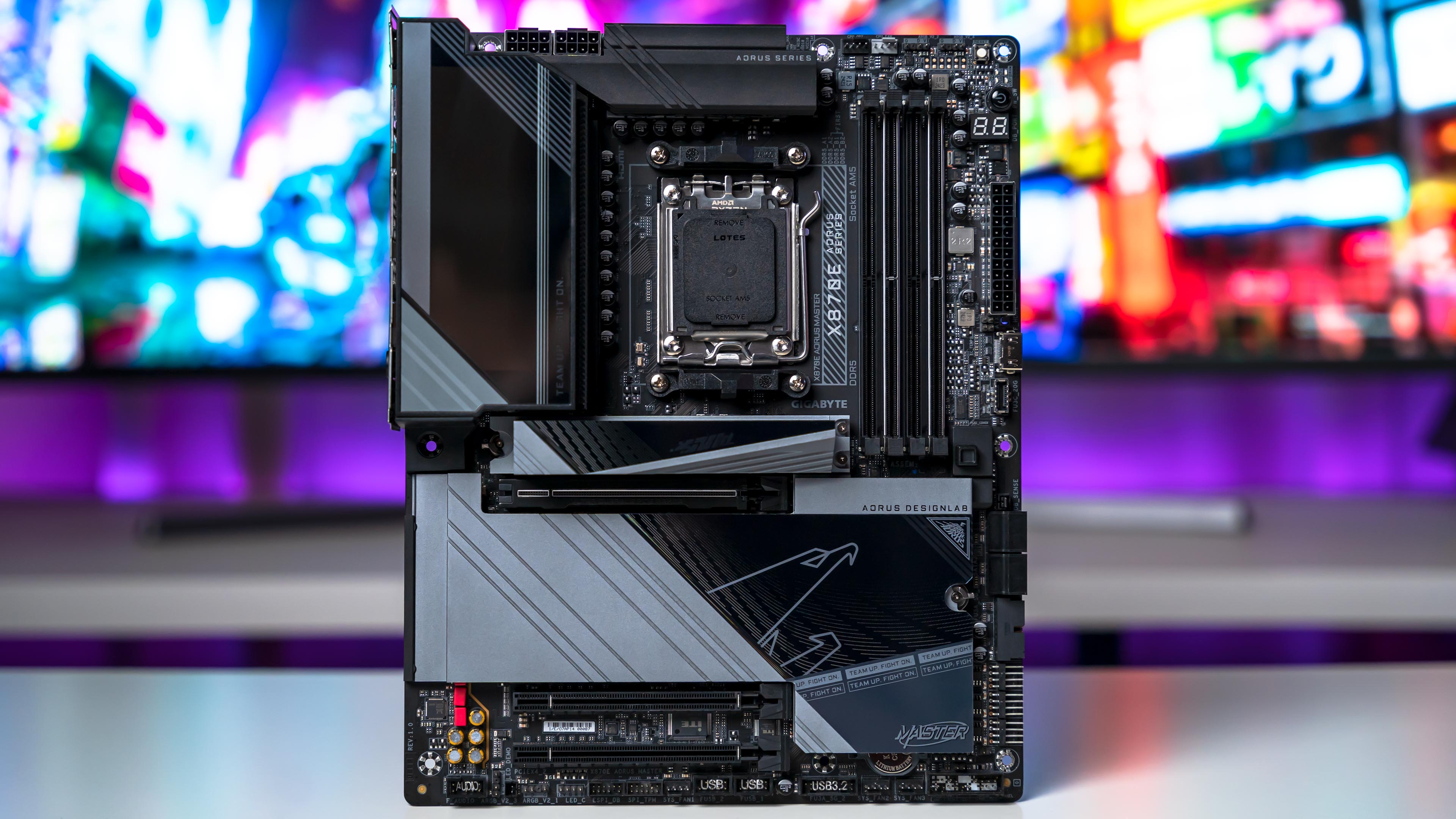 Aorus X870E Master Motherboard (17)