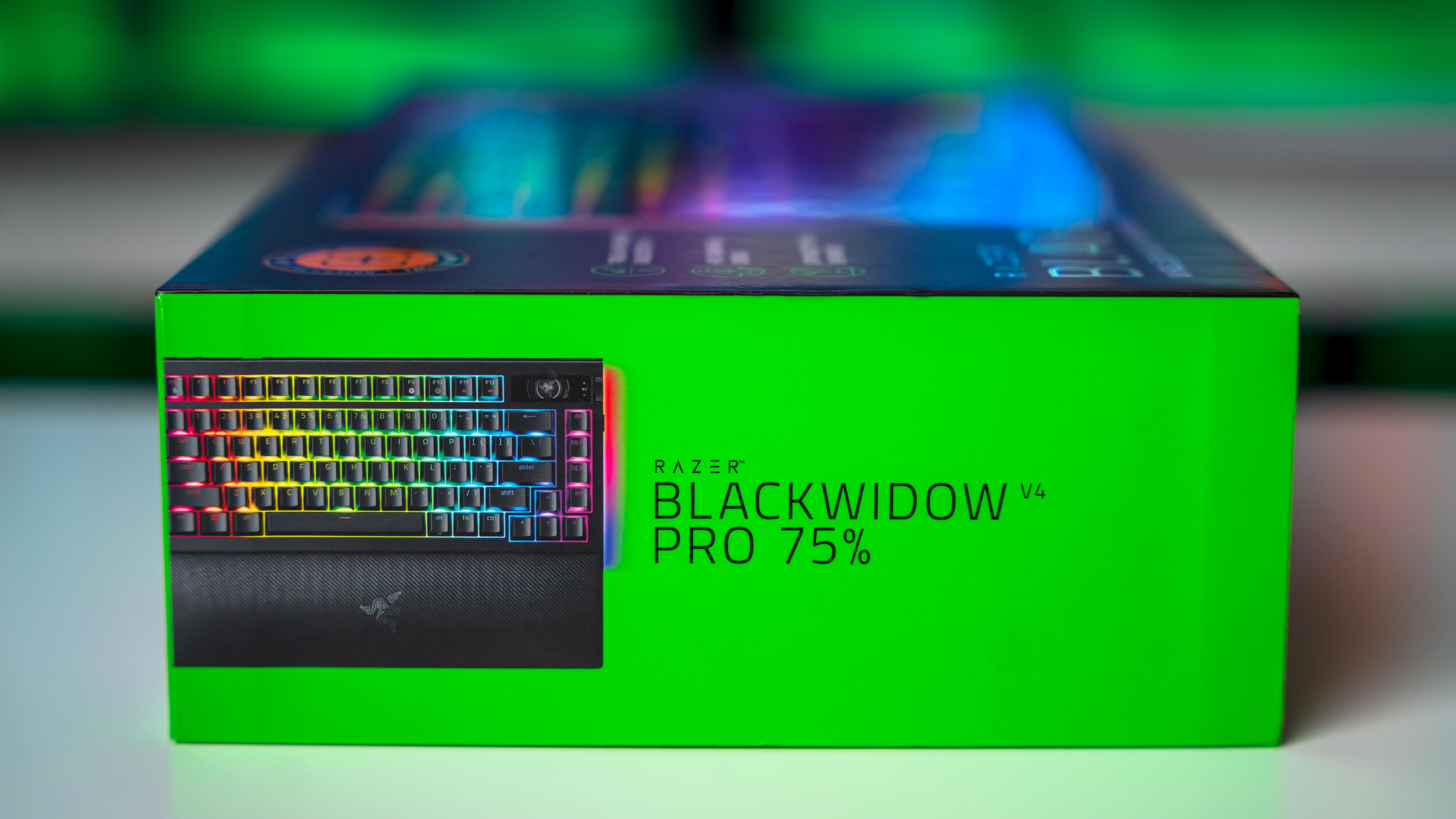 Razer Blackwidow V4 Pro 75 Box (6)