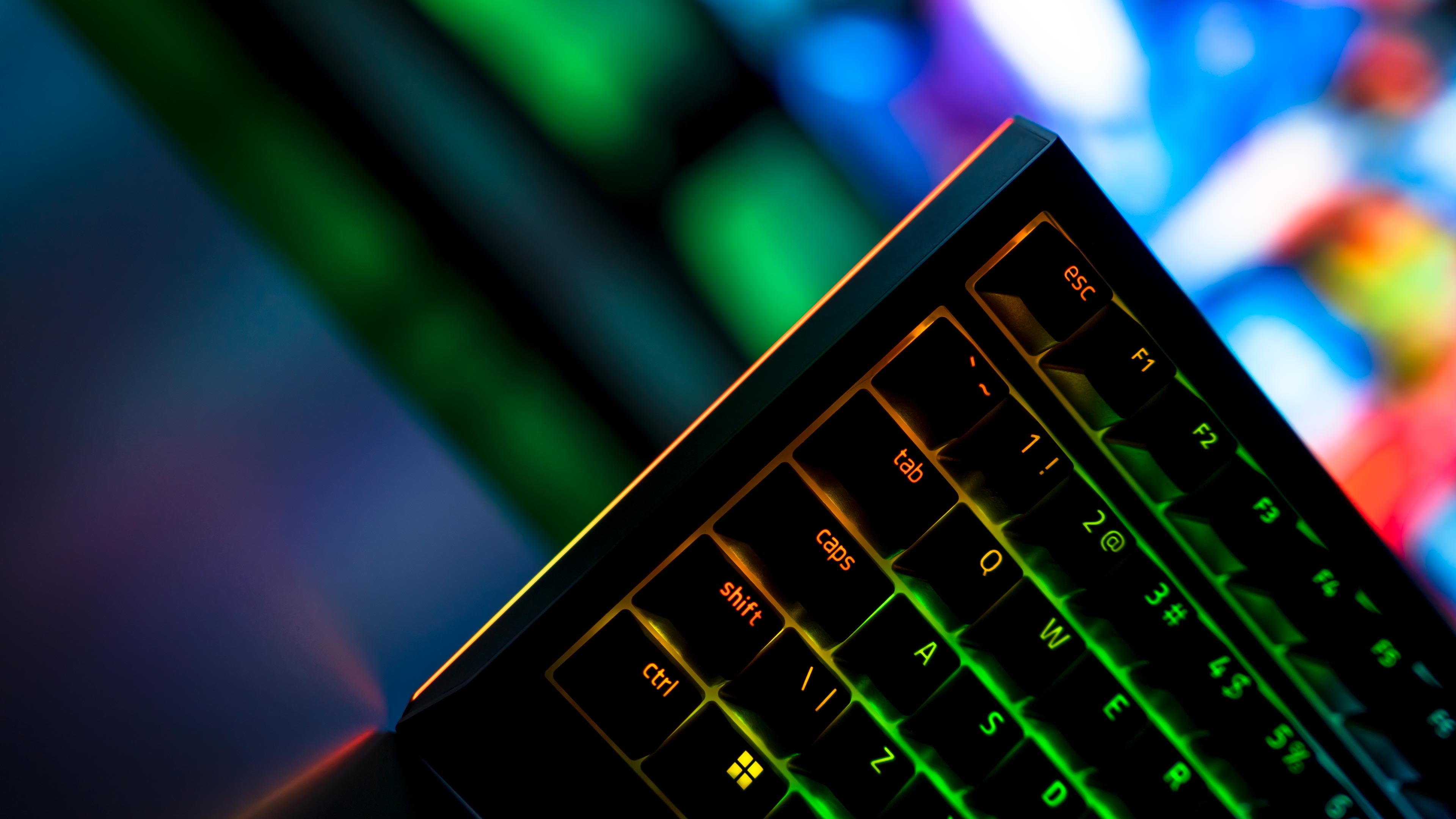 Razer Blackwidow V4 Pro 75 RGB Chroma (9)