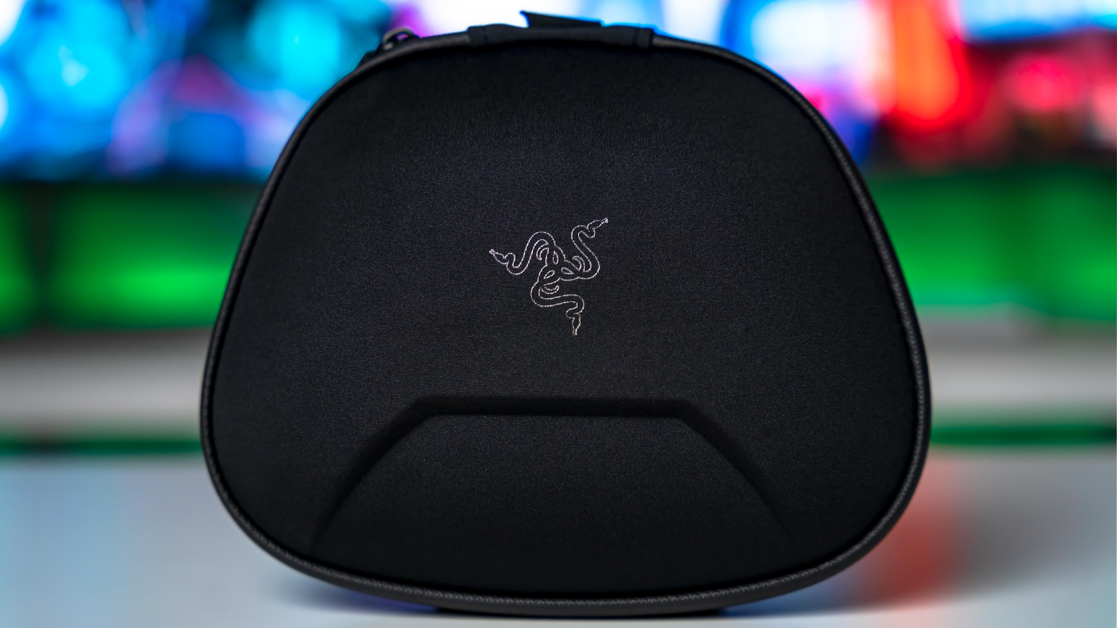 Razer Wolverine V3 Pro Box (12)