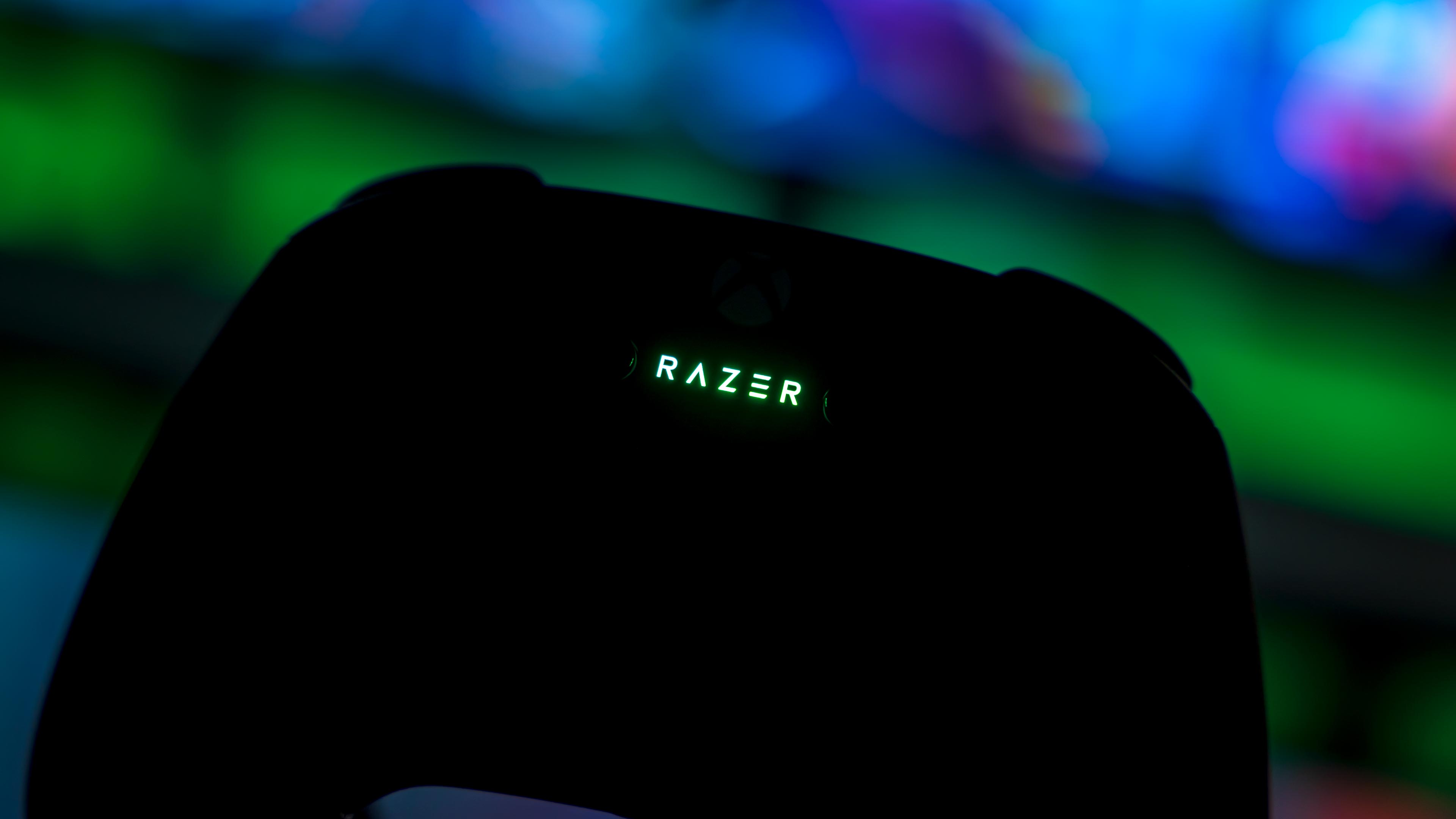 Razer Wolverine V3 Pro RGB Lights (4)