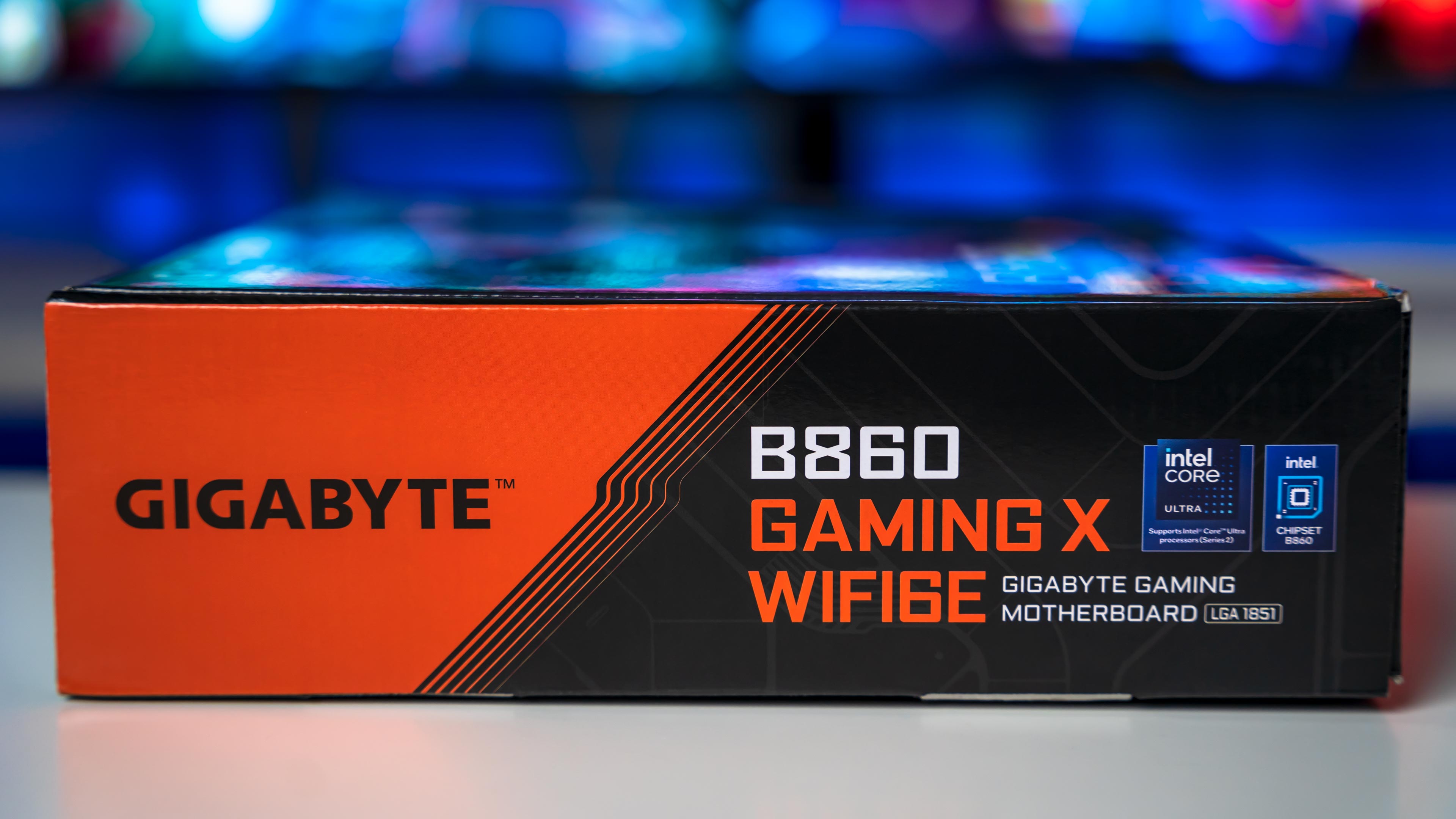 Gigabyte B860 Gaming X WIFi6E Box (5)