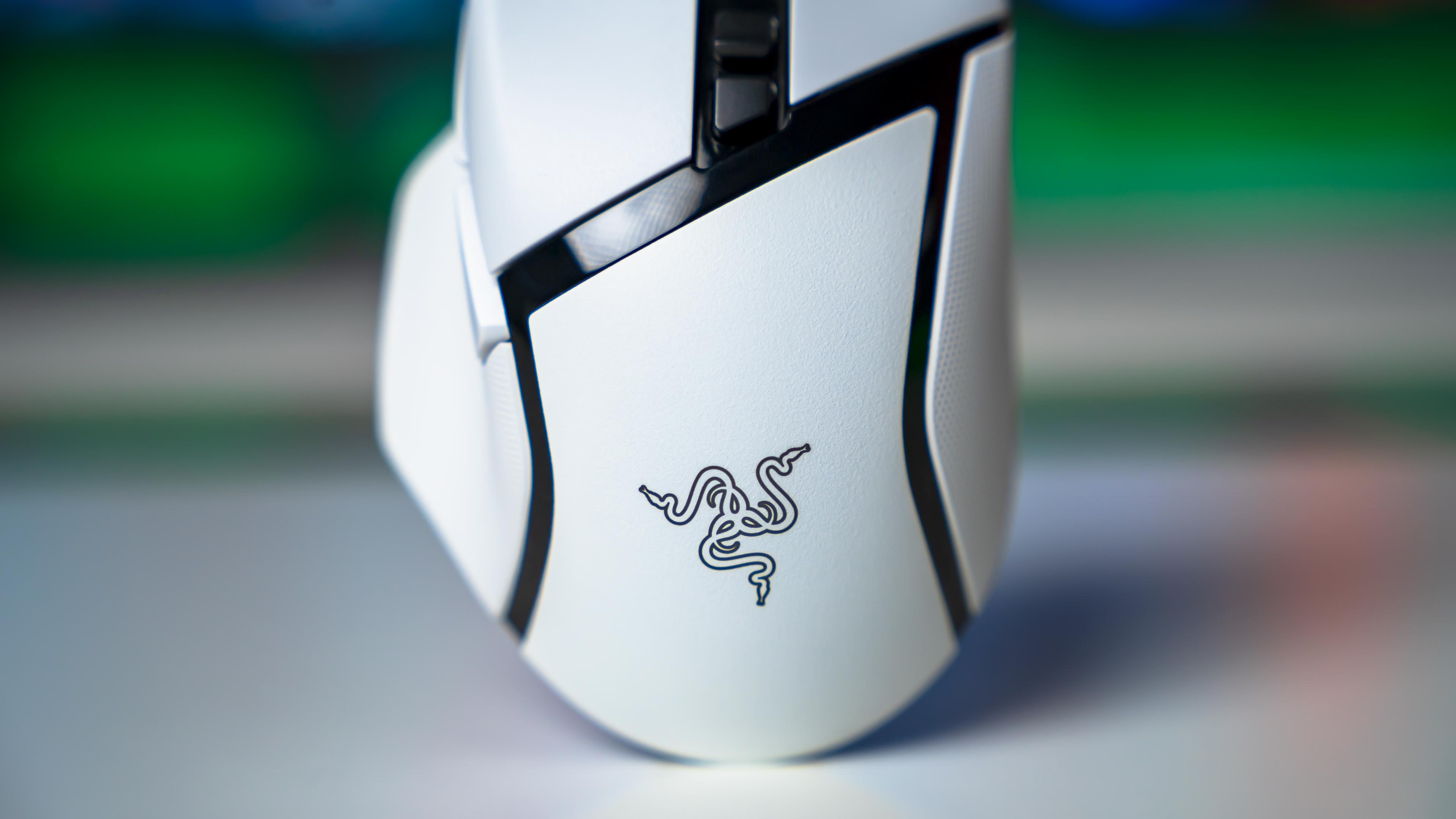 Razer Basilisk V3 Pro 35K Mouse (15)