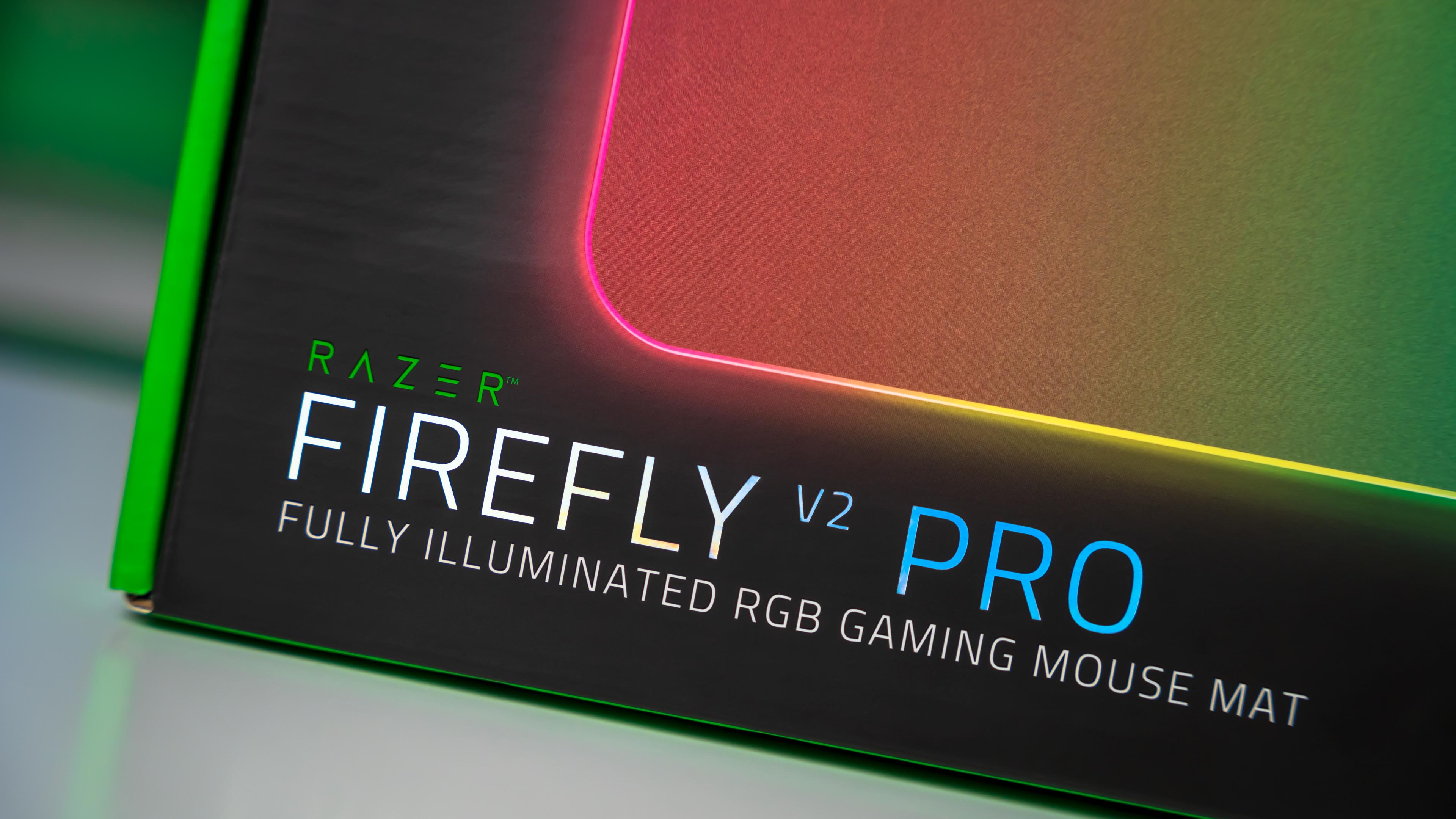 Razer Firefly V2 Pro Box (2)