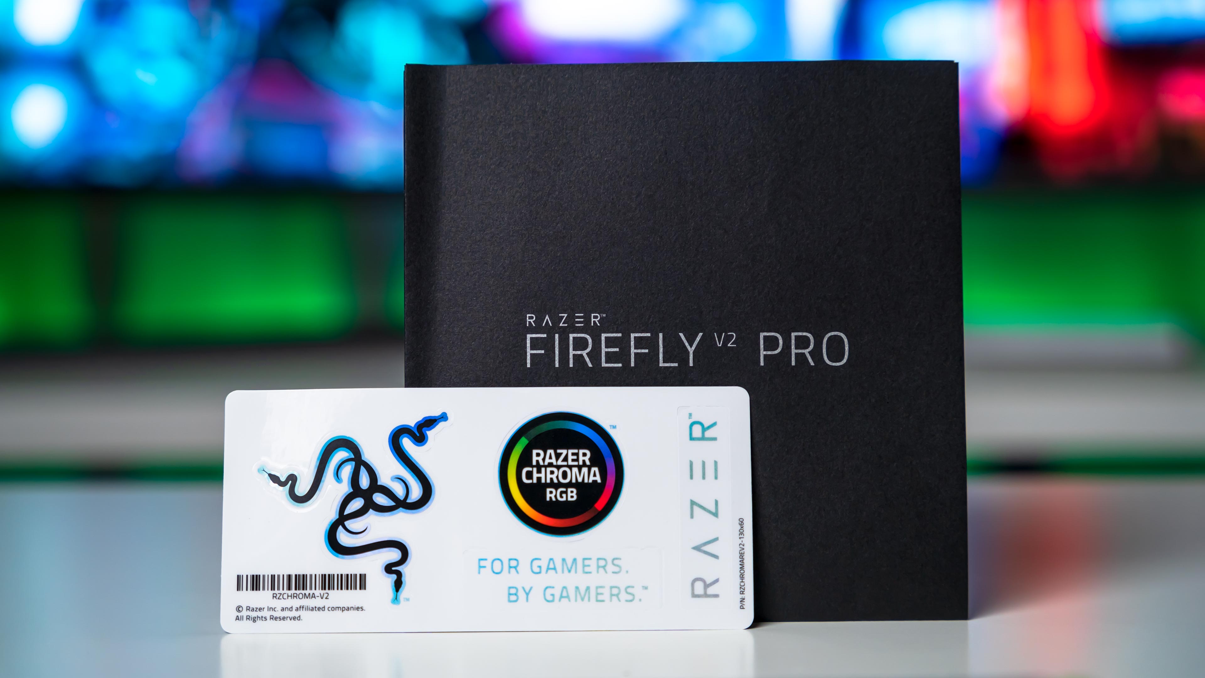 Razer Firefly V2 Pro Box (7)