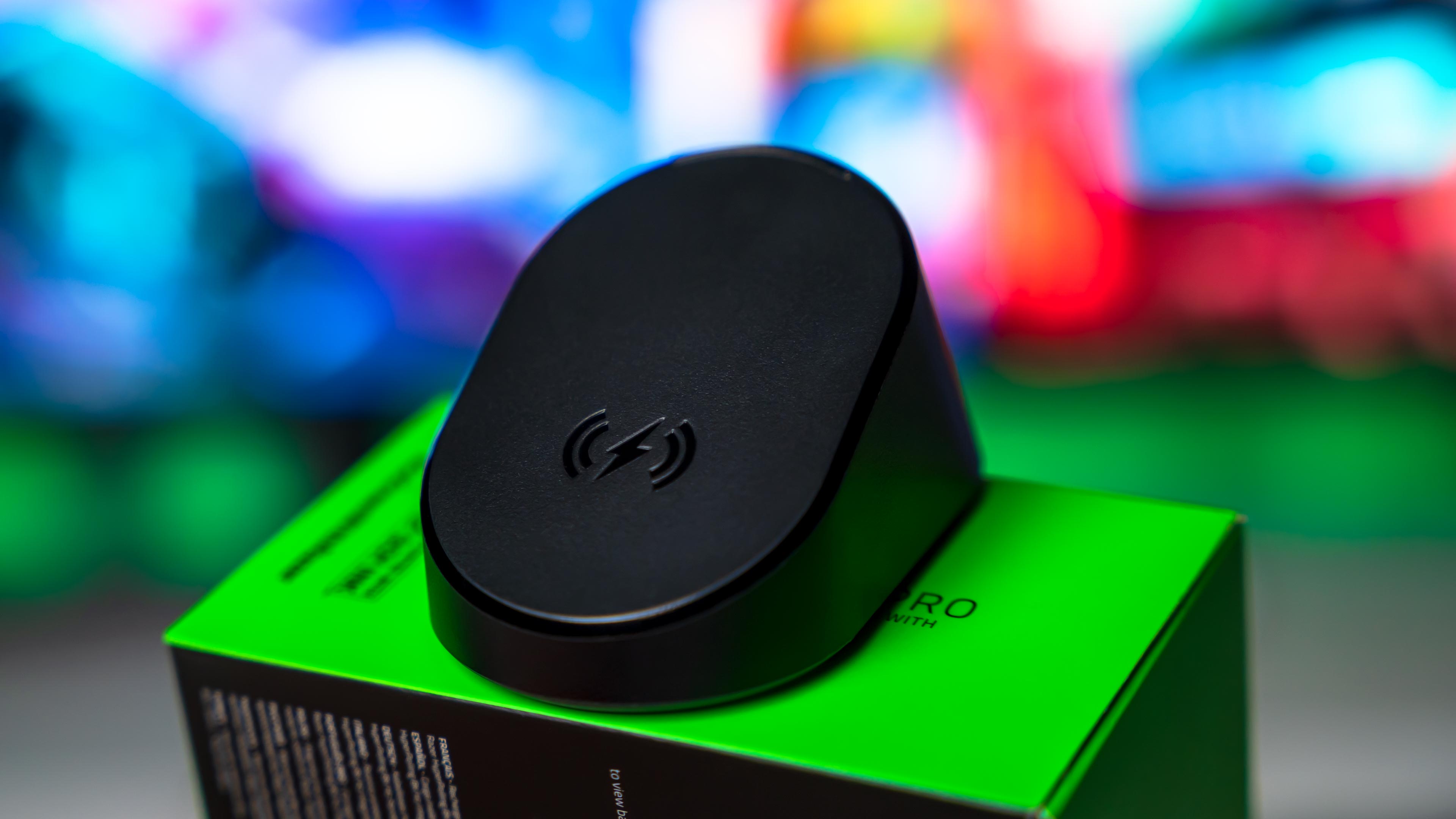 Razer Mouse Dock Pro Unit (4)