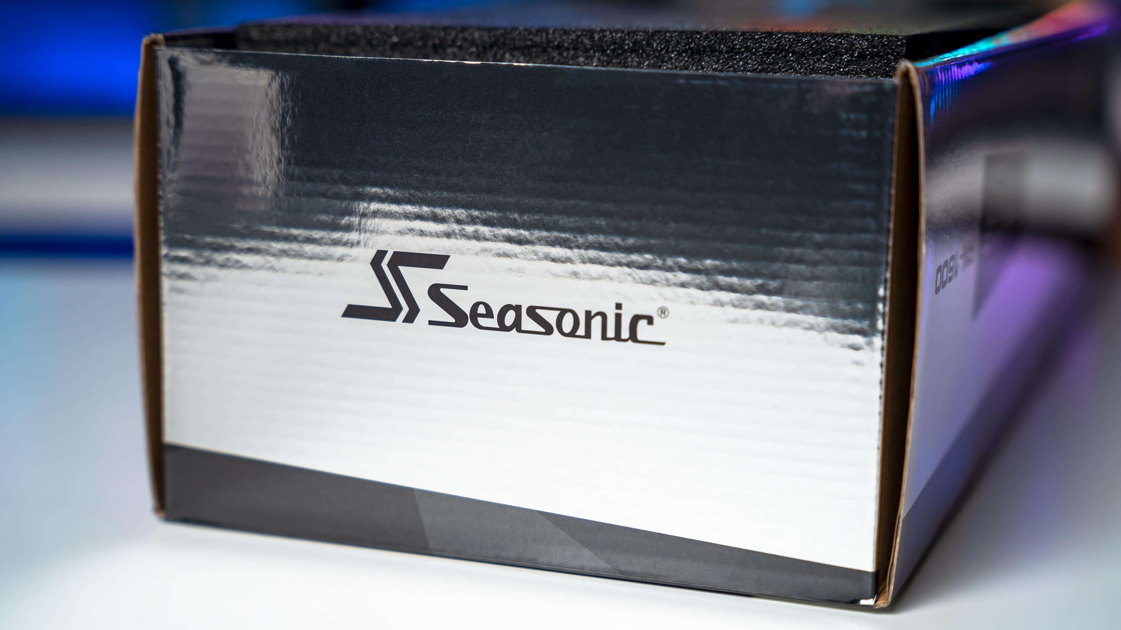 Seasonic Prime PX-1600 Platinum Box (9)