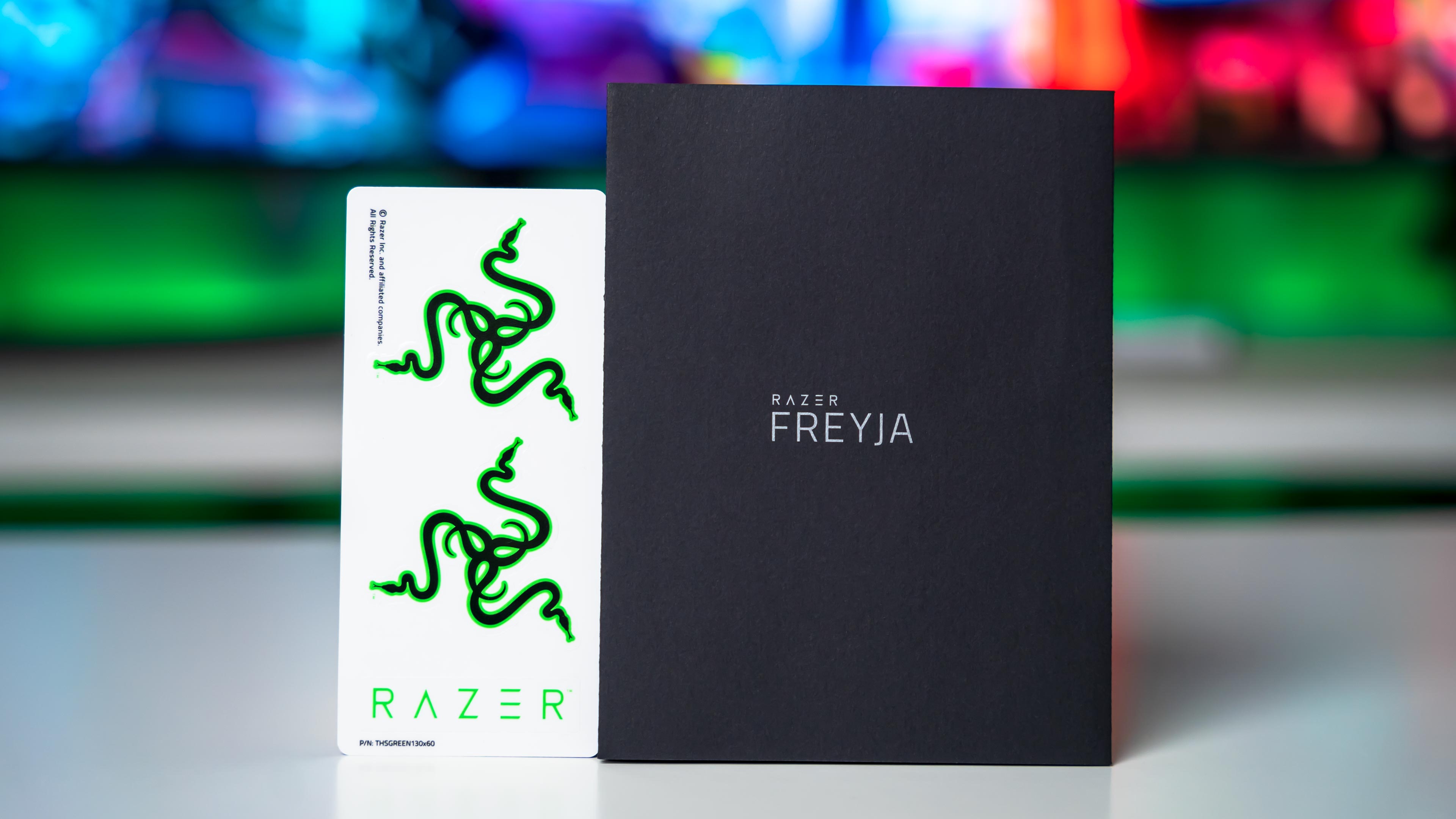 Razer Freyja Box (12)