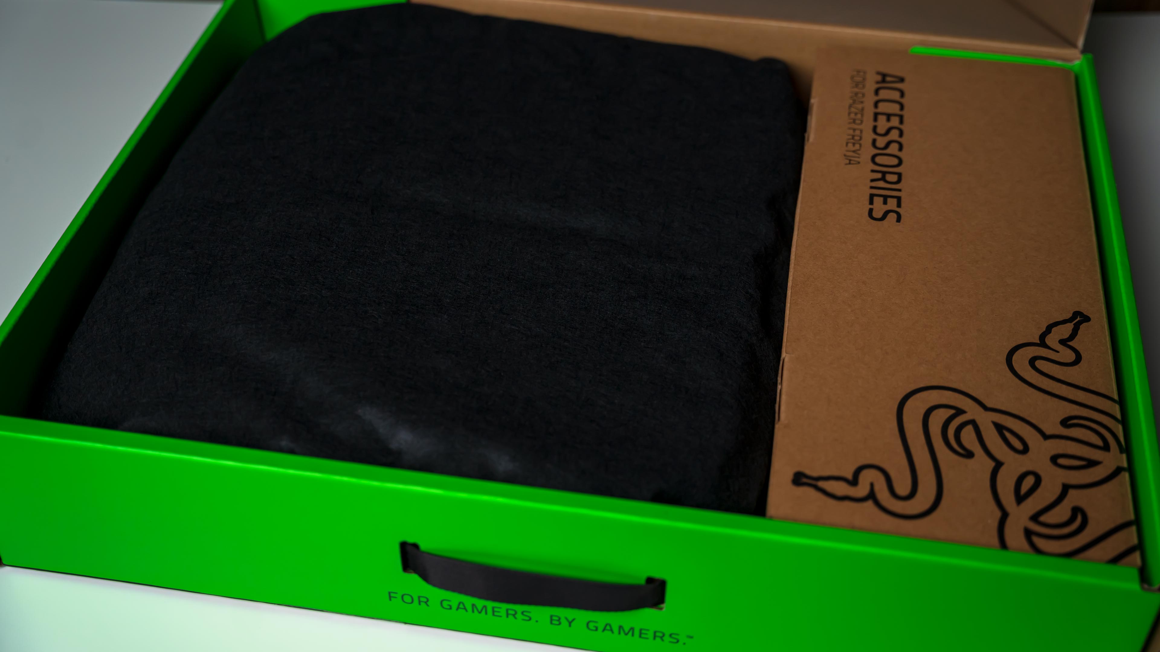 Razer Freyja Box (8)