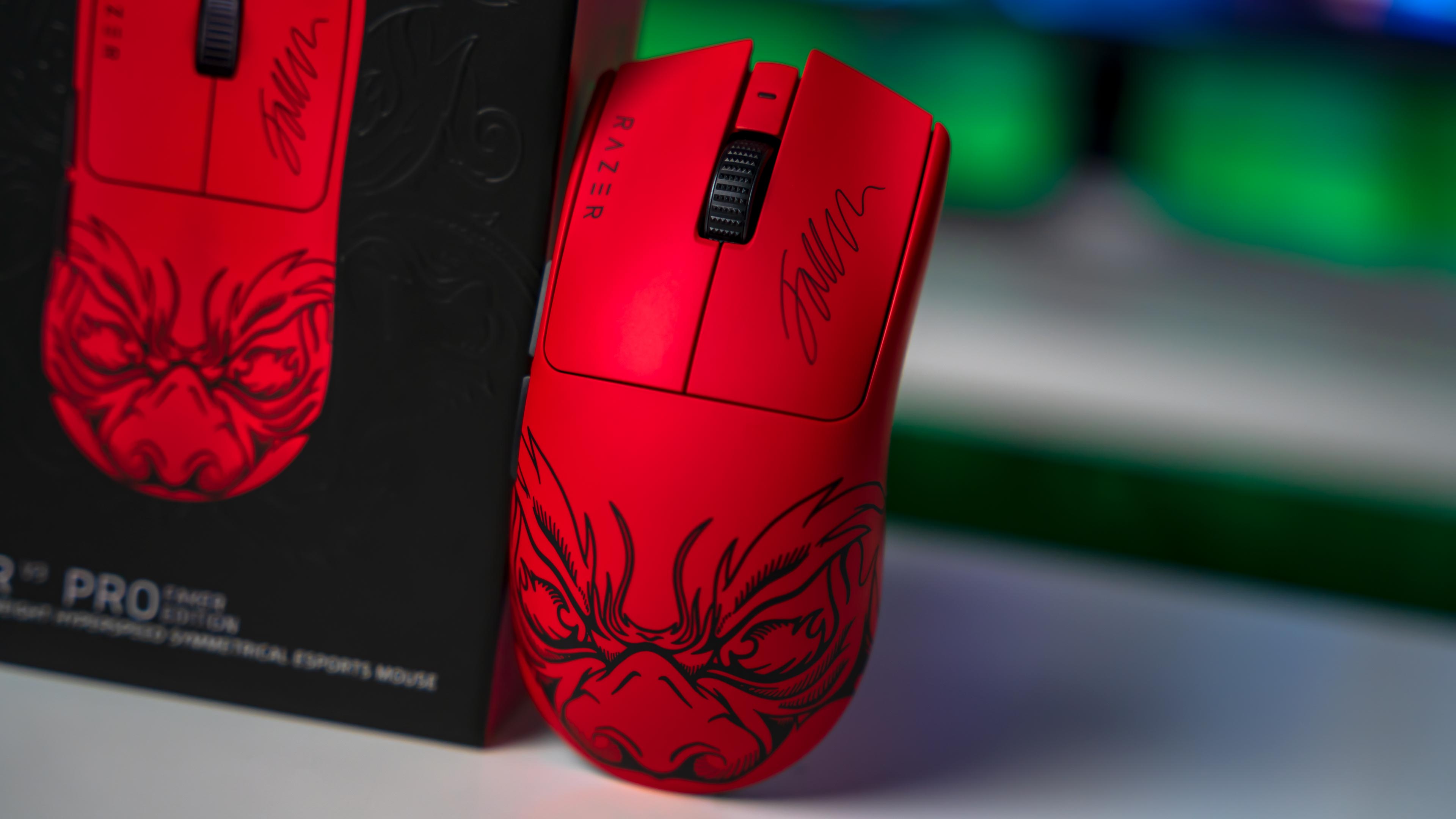 Razer Viper V3 Pro Faker Edition Box (20)