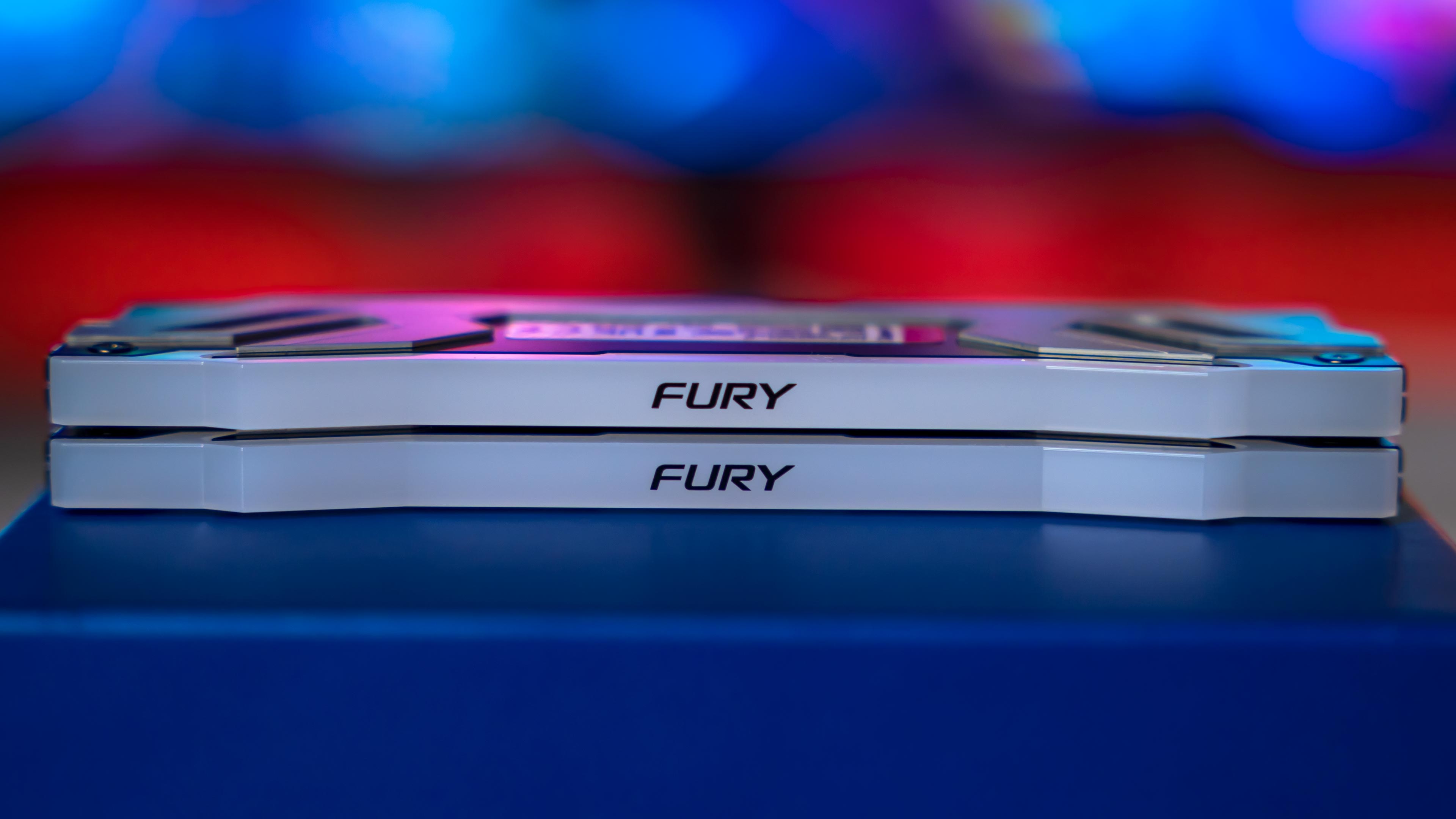 Kingston Fury Renegade RGB DDR5 8400Mhz 48GB Memory (6)