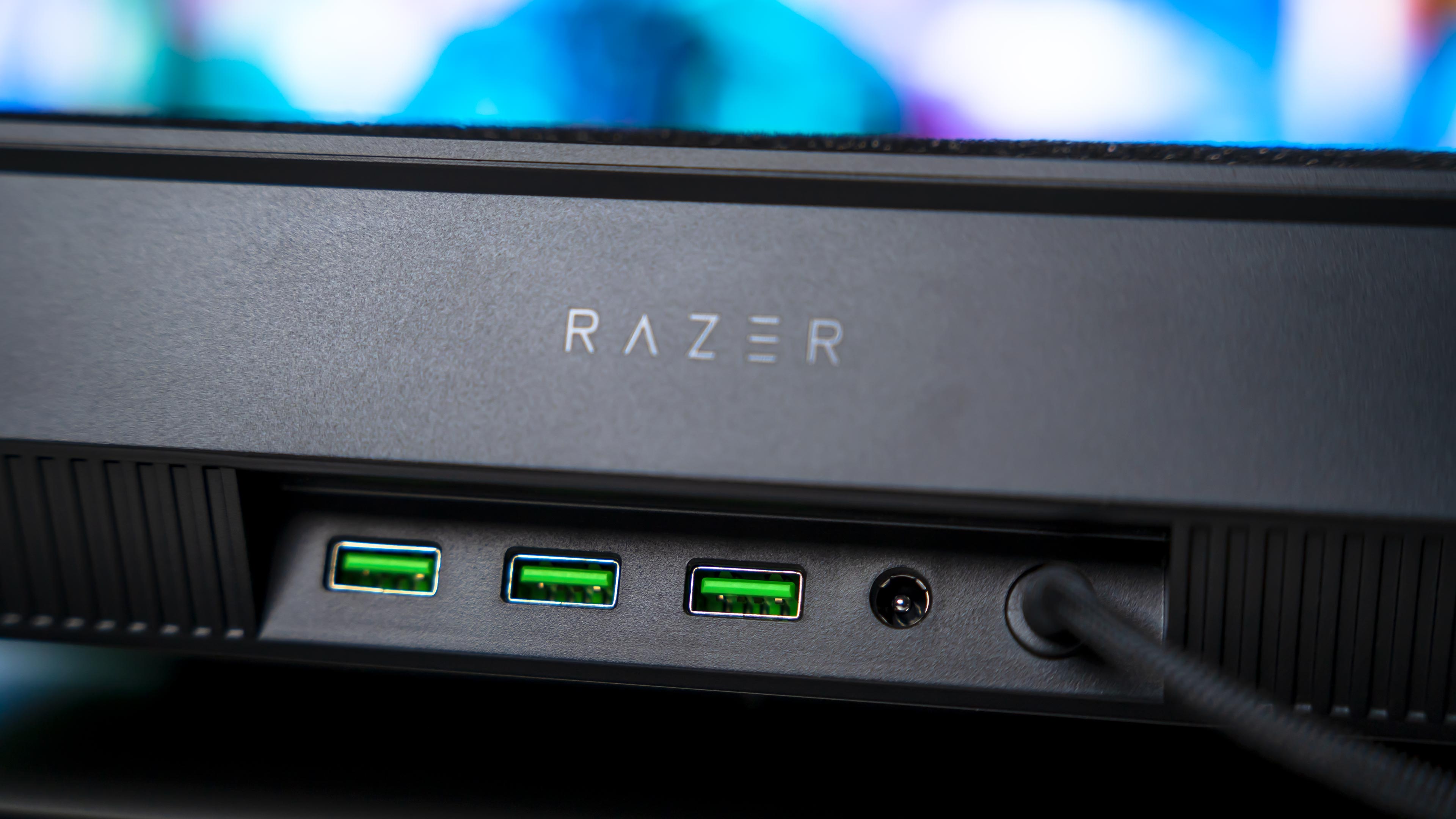 Razer Laptop Cooling Pad Cooler (4) Razer Laptop Cooling Pad Cooler (4)