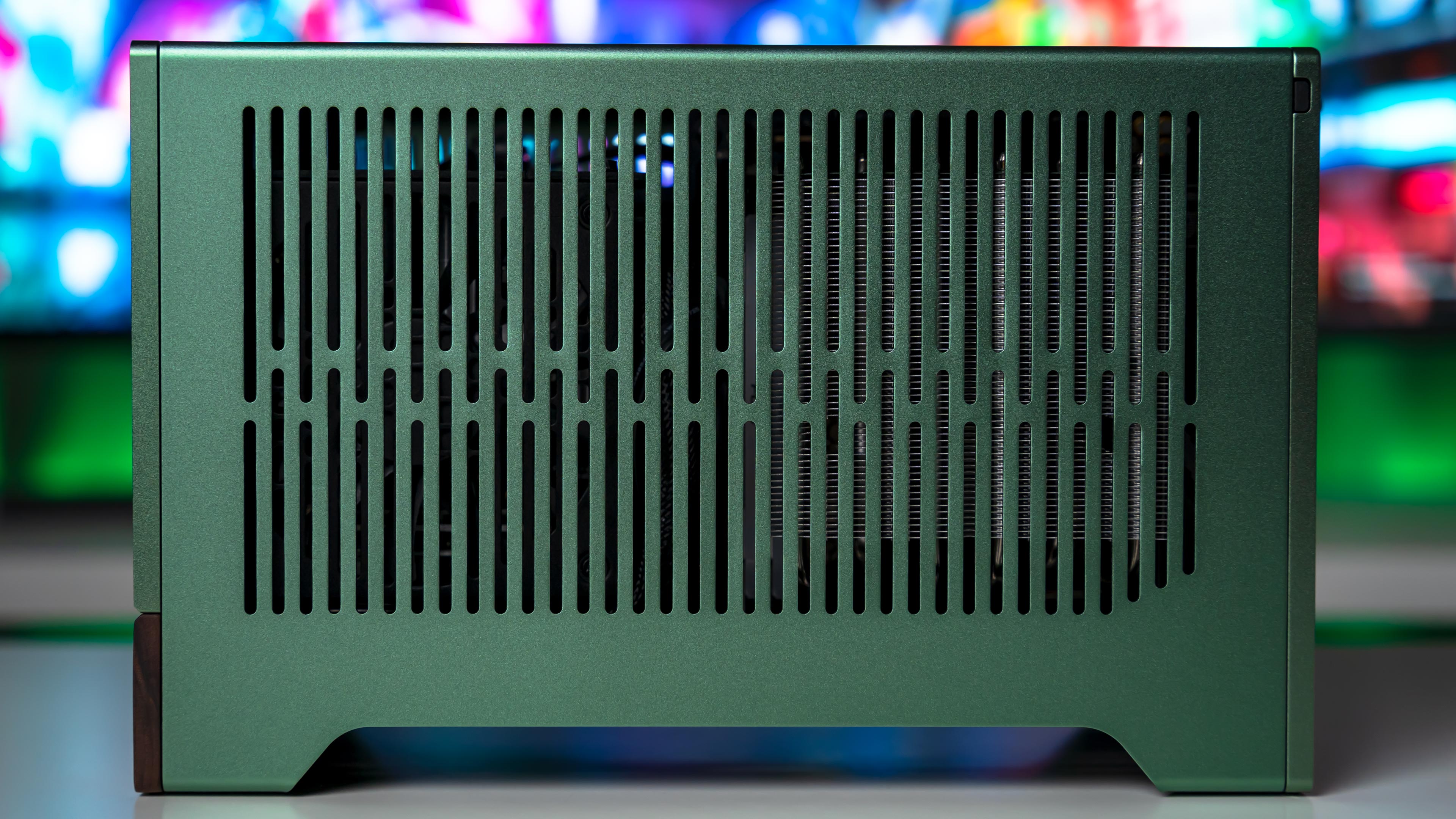 Fractal Design Terra Minecraft PC Build 2025 Instalation (14) Fractal Design Terra Minecraft PC Build 2025 Instalation (14)