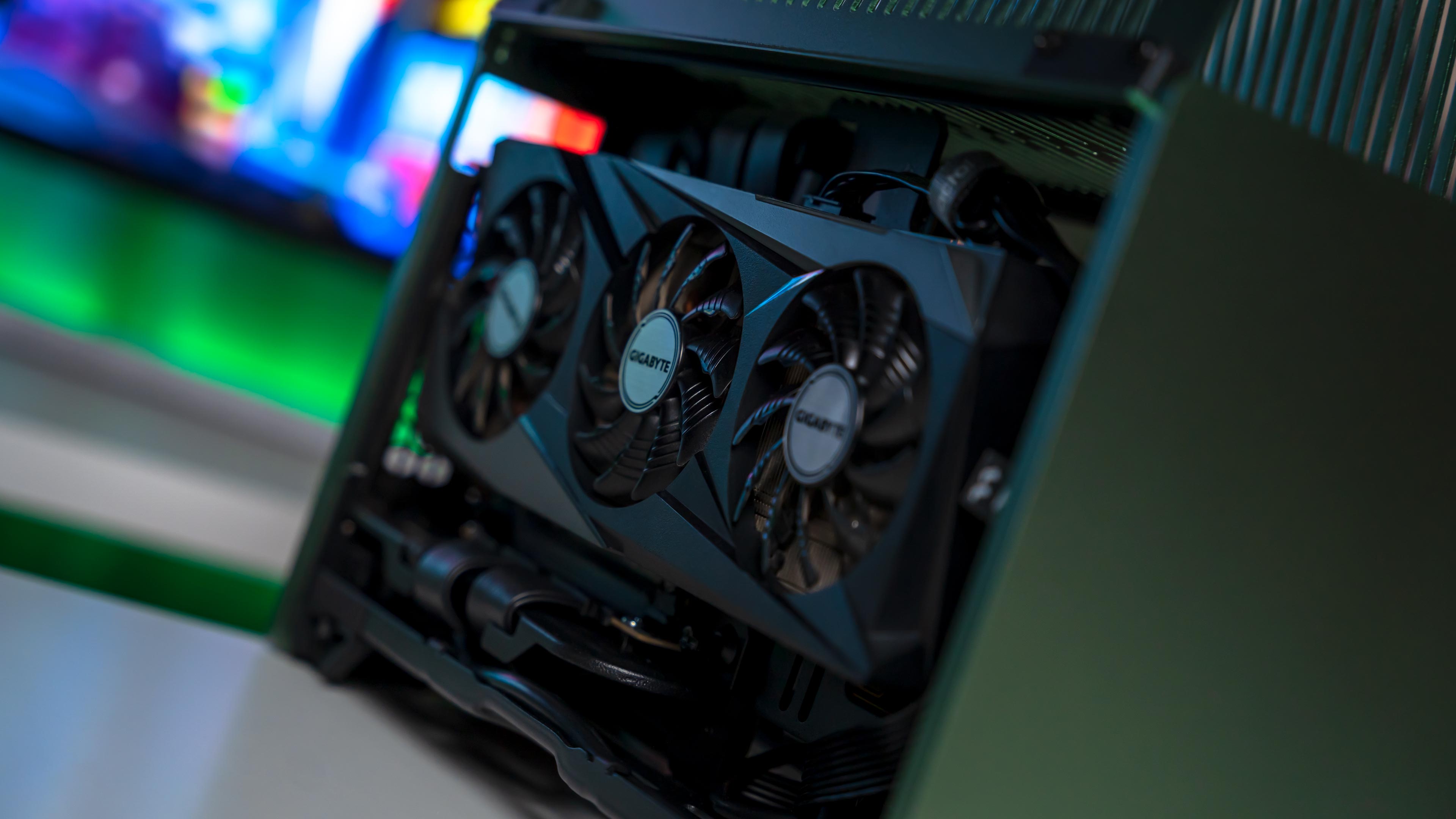 Fractal Design Terra Minecraft PC Build 2025 Instalation (18) Fractal Design Terra Minecraft PC Build 2025 Instalation (18)