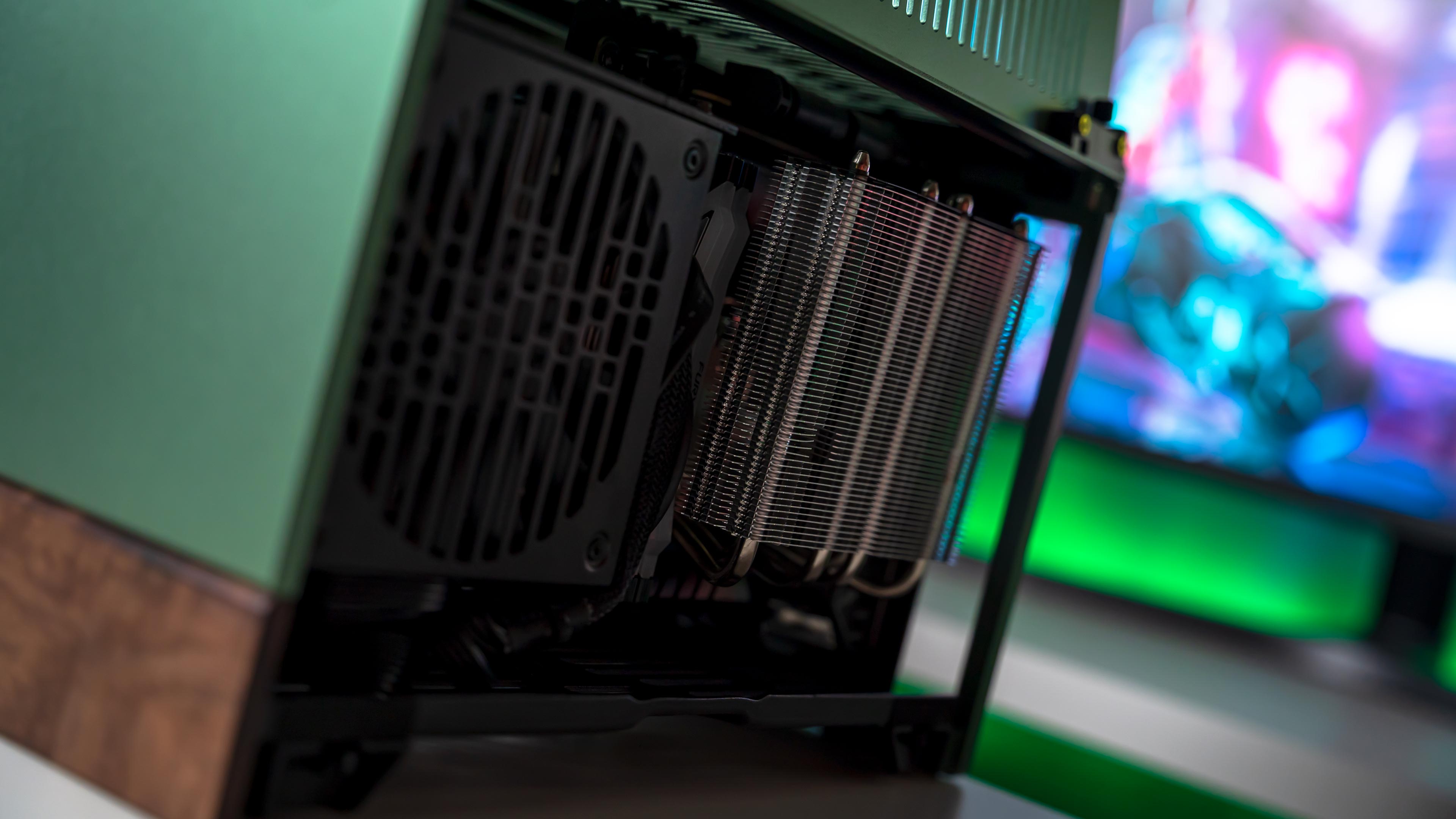 Fractal Design Terra Minecraft PC Build 2025 Instalation (19) Fractal Design Terra Minecraft PC Build 2025 Instalation (19)