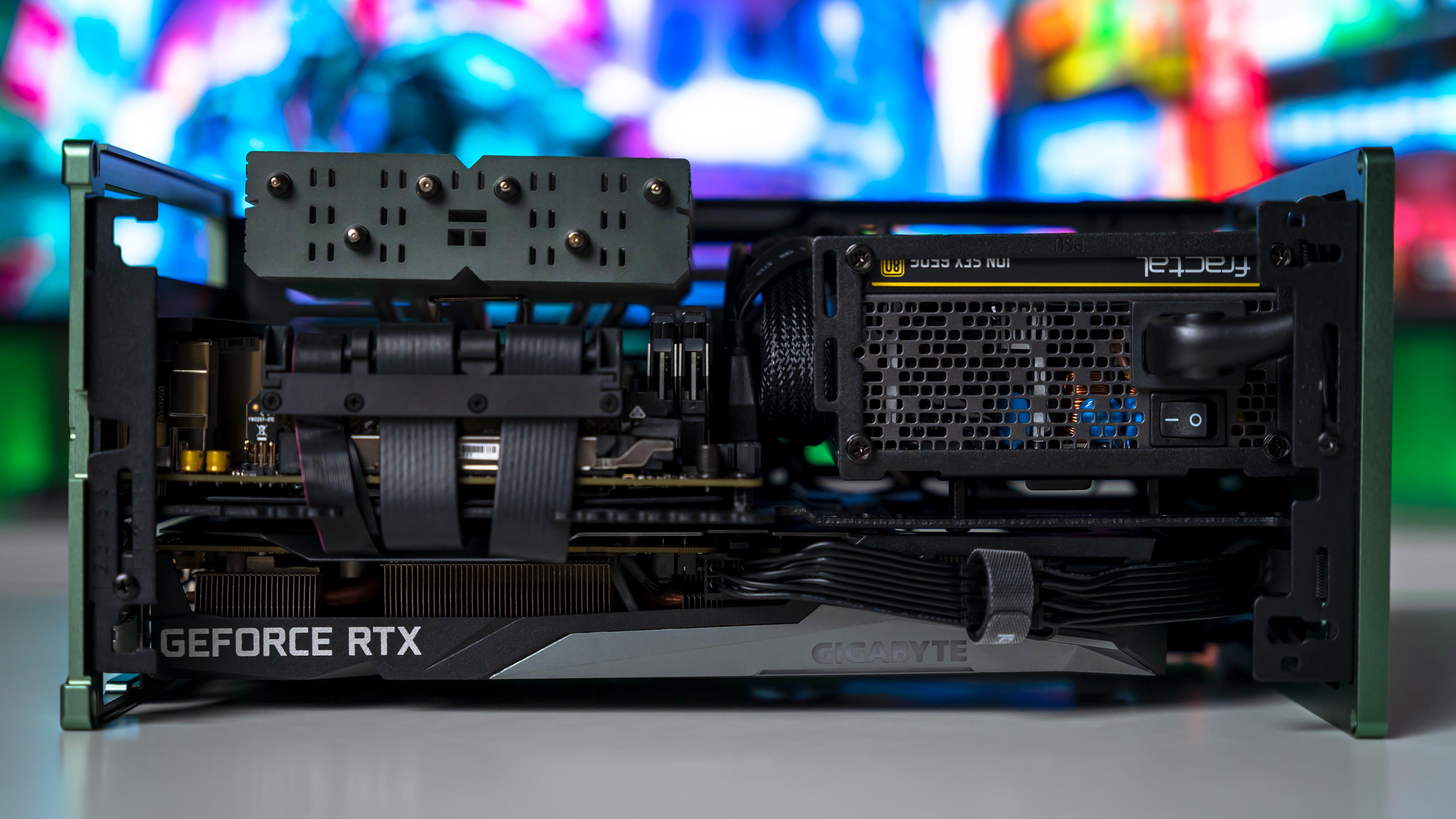 Fractal Design Terra Minecraft PC Build 2025 Instalation (2) Fractal Design Terra Minecraft PC Build 2025 Instalation (2)