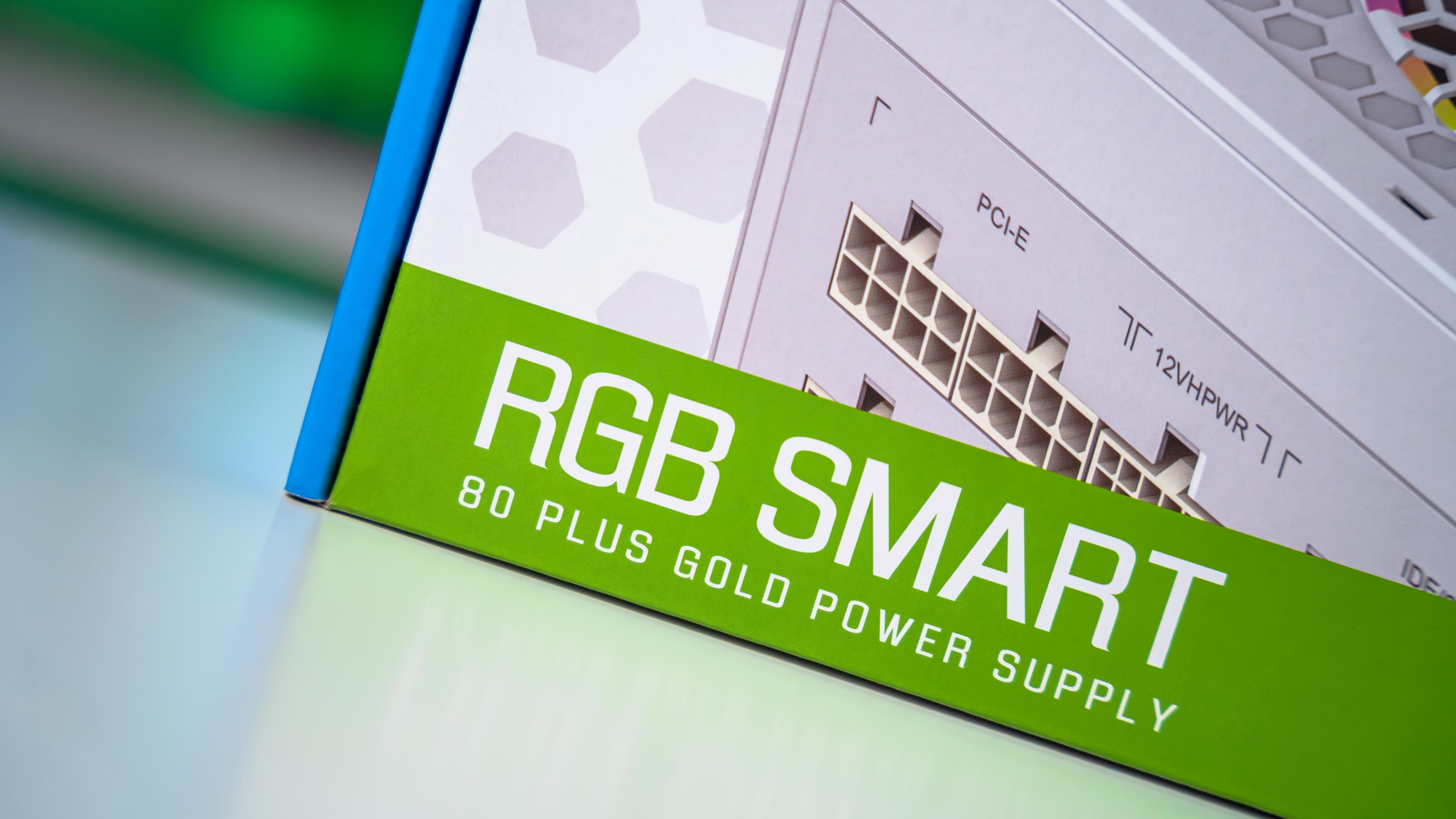 GameMax RGB Smart 1050 Pro Box (2) GameMax RGB Smart 1050 Pro Box (2)