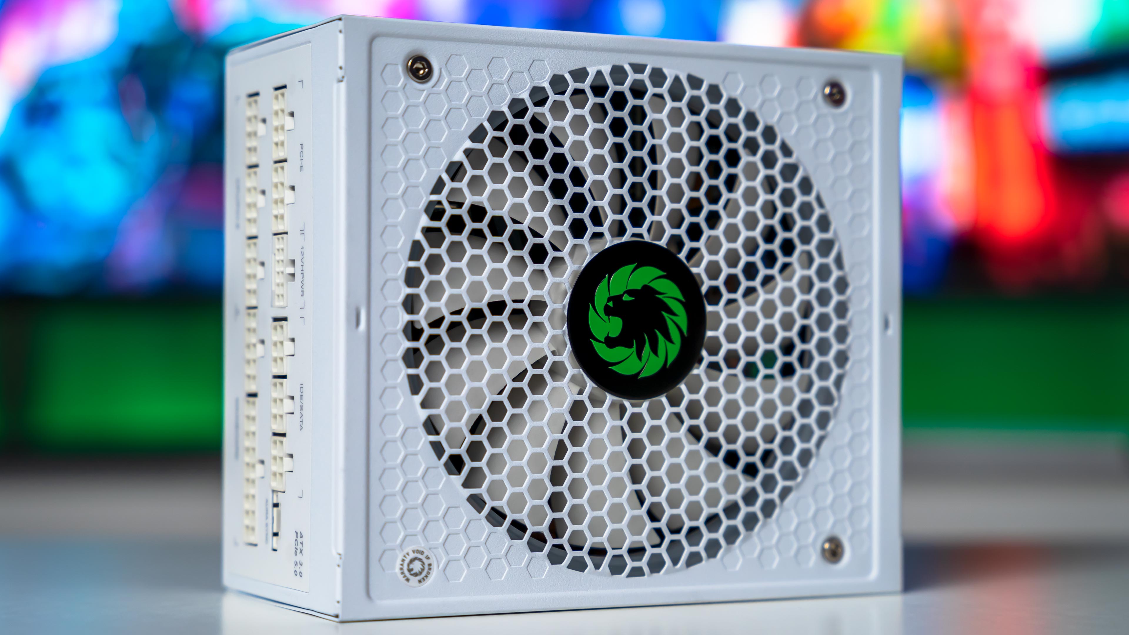 GameMax RGB Smart 1050 Pro PSU (11) GameMax RGB Smart 1050 Pro PSU (11)