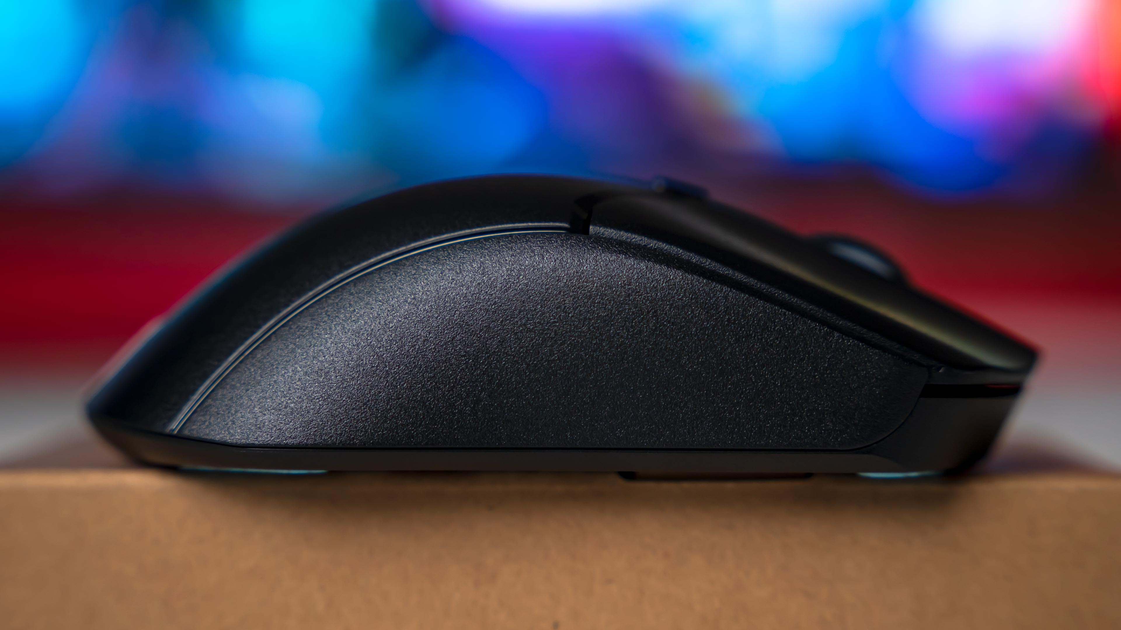 HyperX Pulsefire Haste 2 Core Wireless Mouse (2) HyperX Pulsefire Haste 2 Core Wireless Mouse (2)