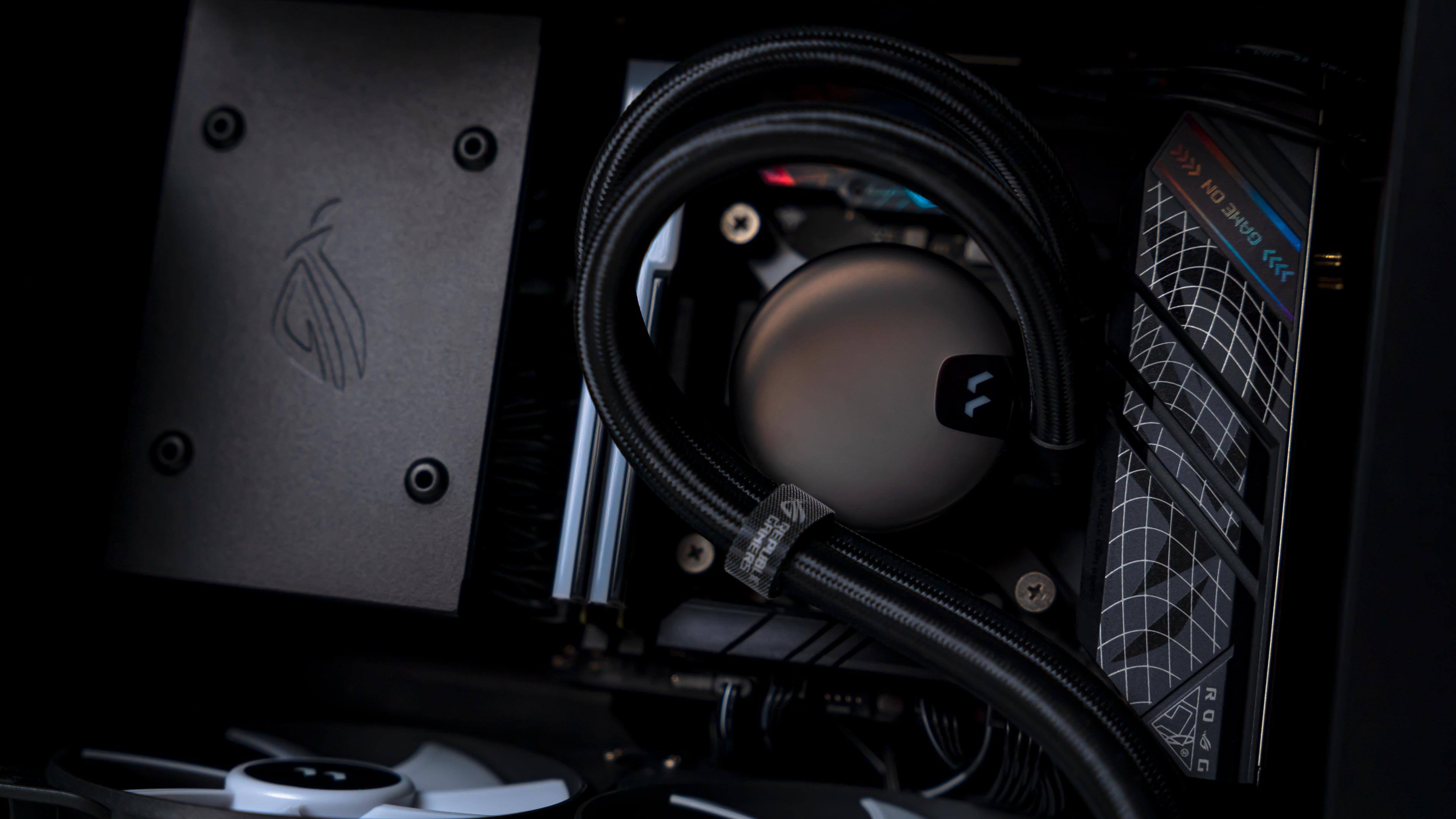 Intel Core i5 Fortnite Gaming PC Build 2025 (24)