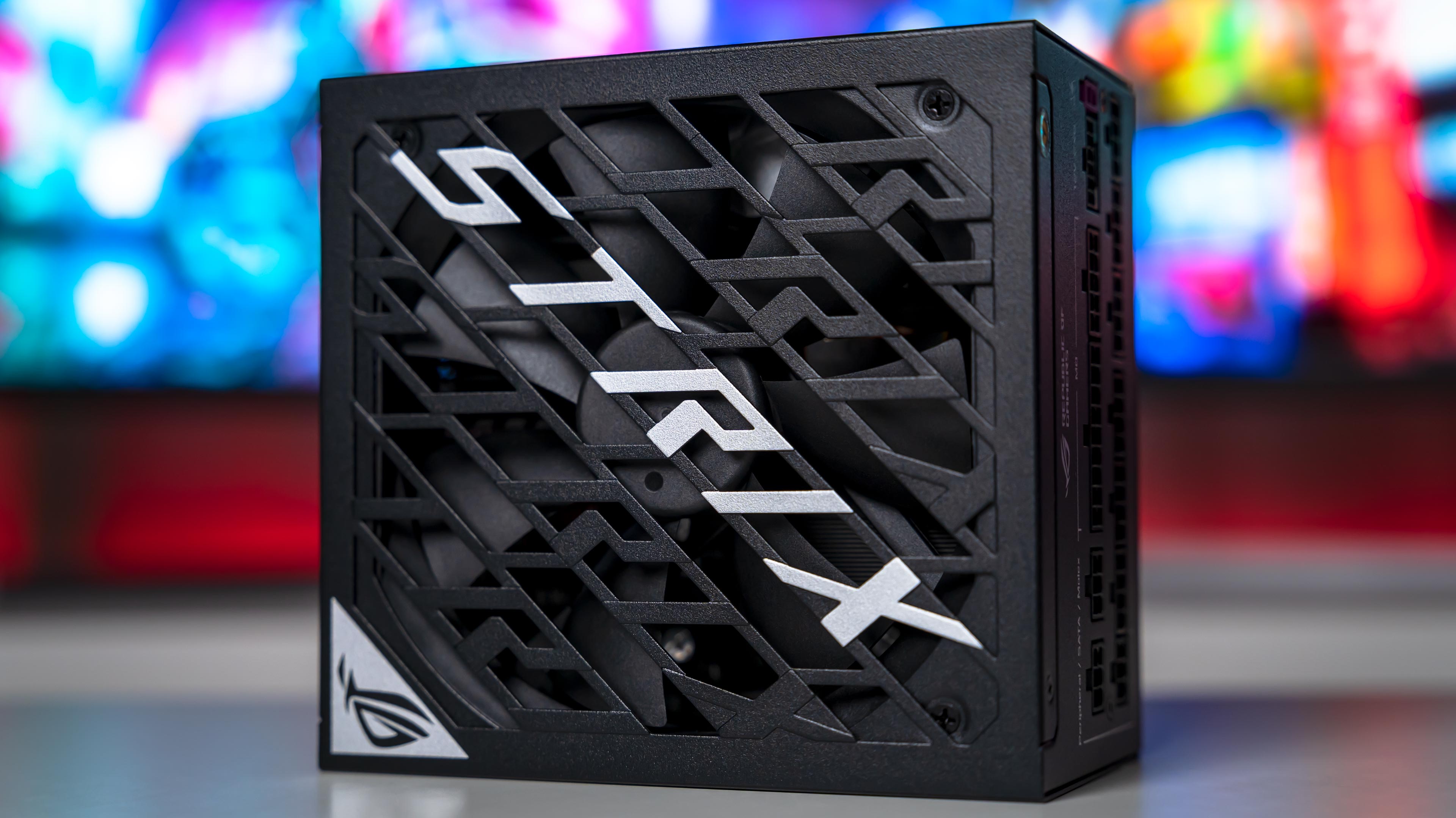 ASUS ROG Strix 1000W Platinum PSU (14)
