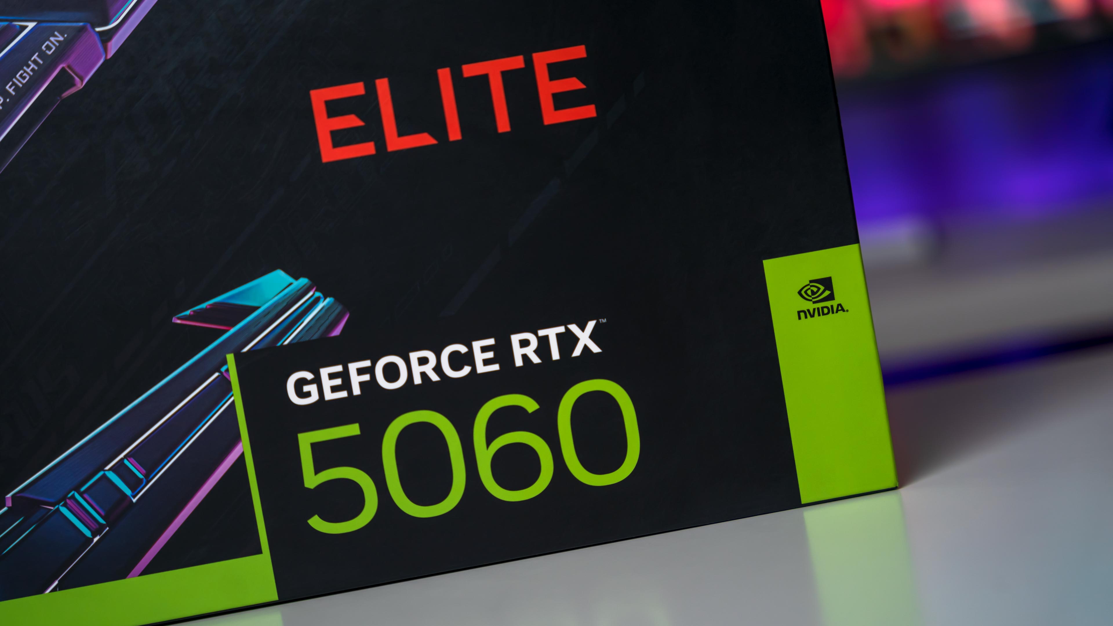 Aorus RTX 5060 Elite Box (2)