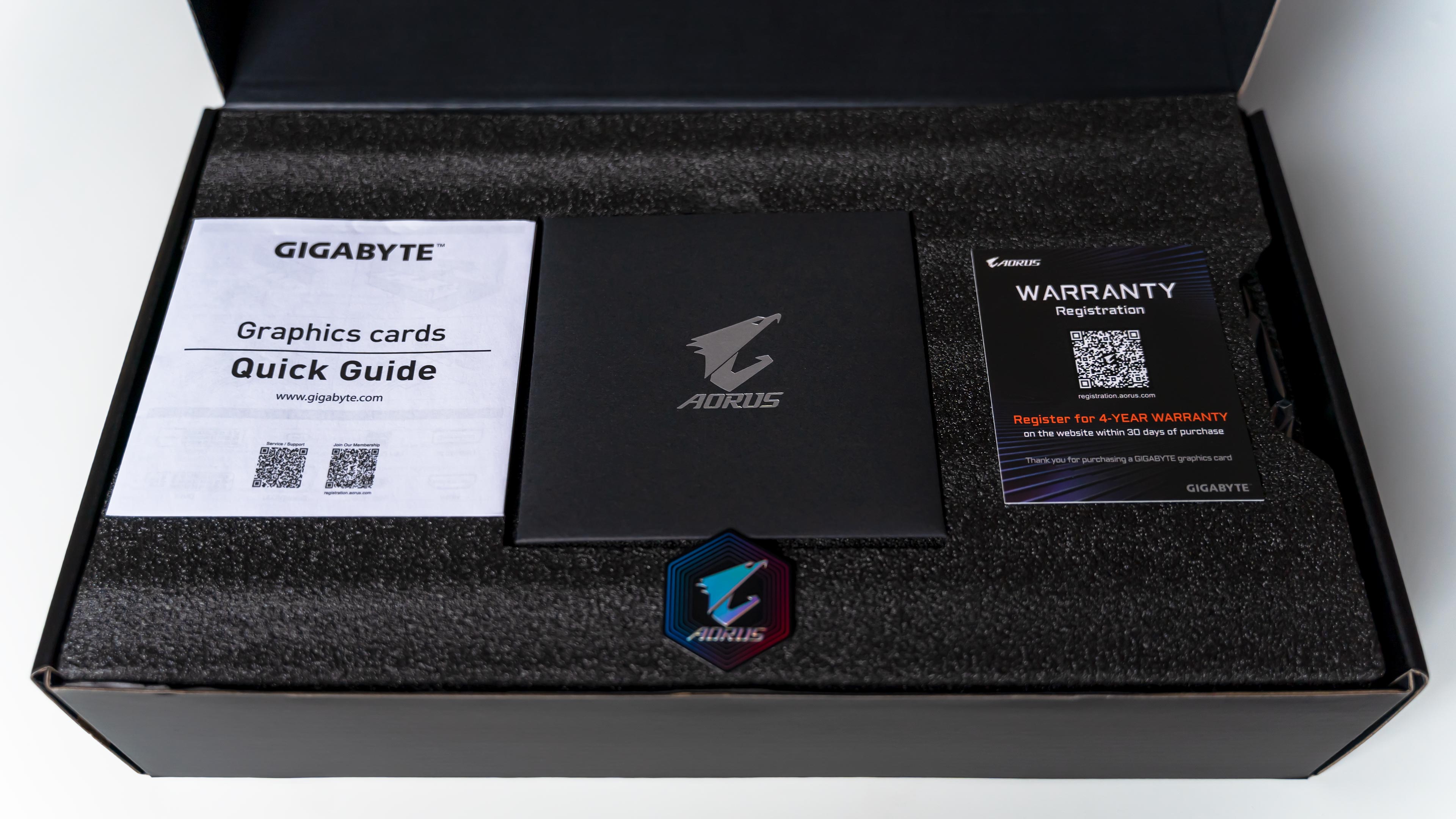 Aorus RTX 5060 Elite Box (9)
