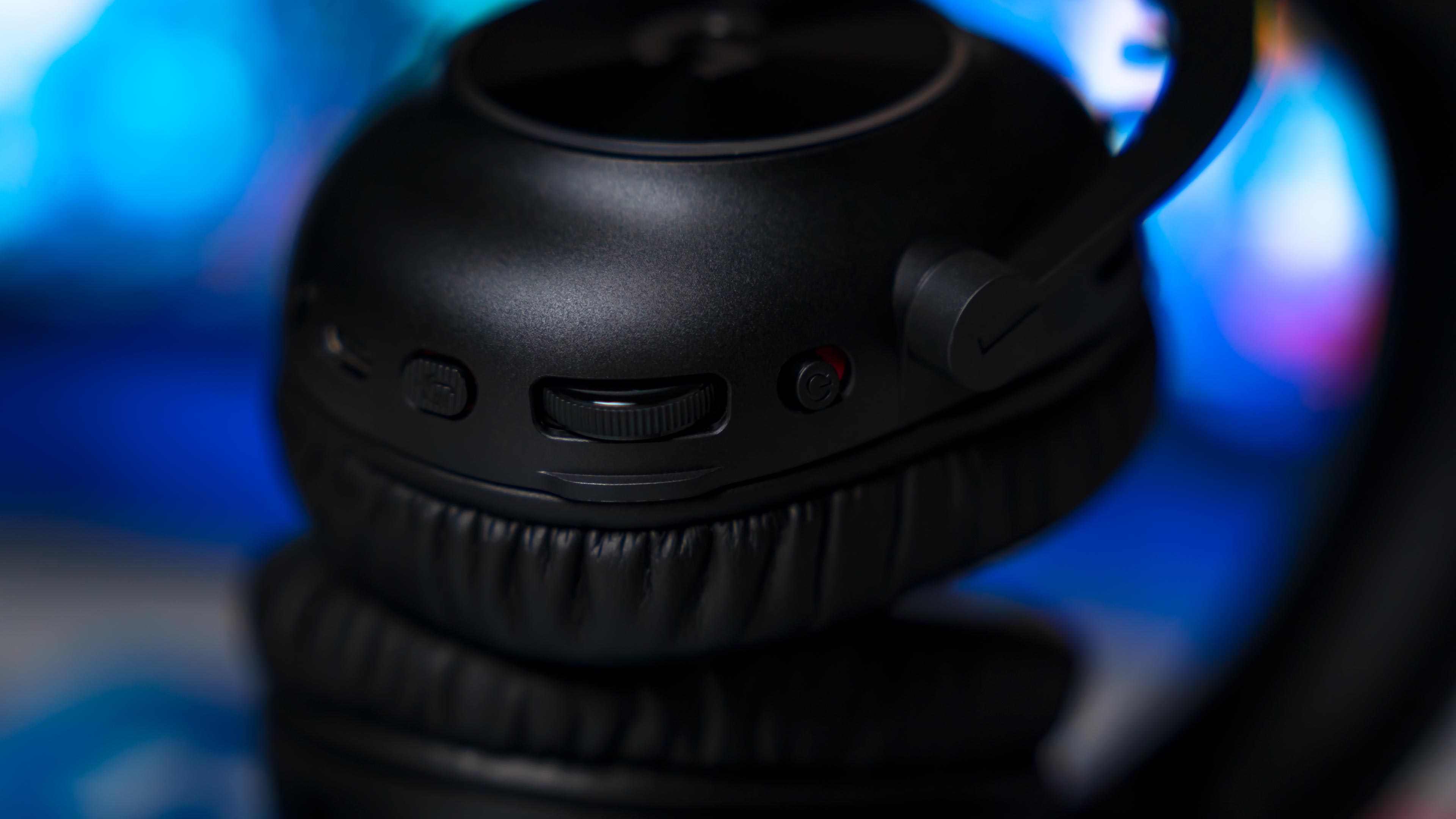 Logitech G PRO X 2 Lightspeed Wireless Headset (8) Logitech G PRO X 2 Lightspeed Wireless Headset (8)