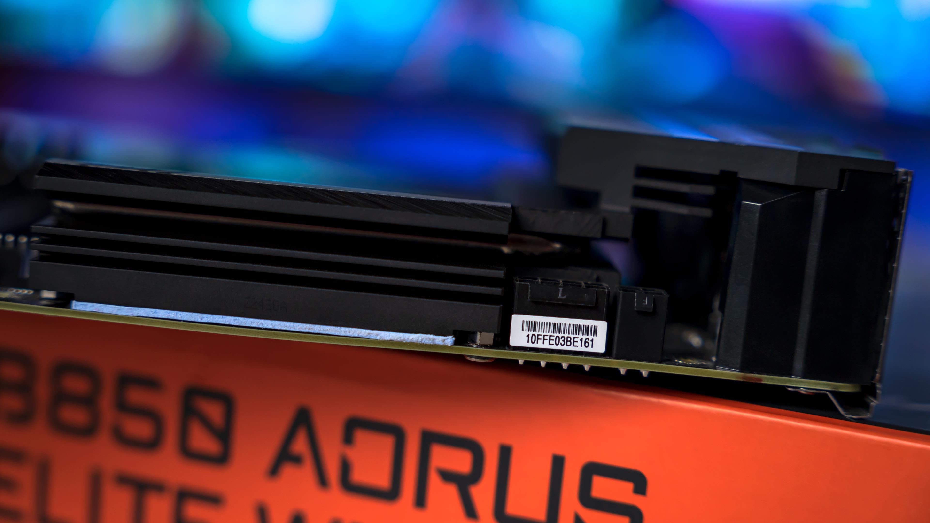Aorus B850 Elite WiFi7 Motherboard (18) Aorus B850 Elite WiFi7 Motherboard (18)