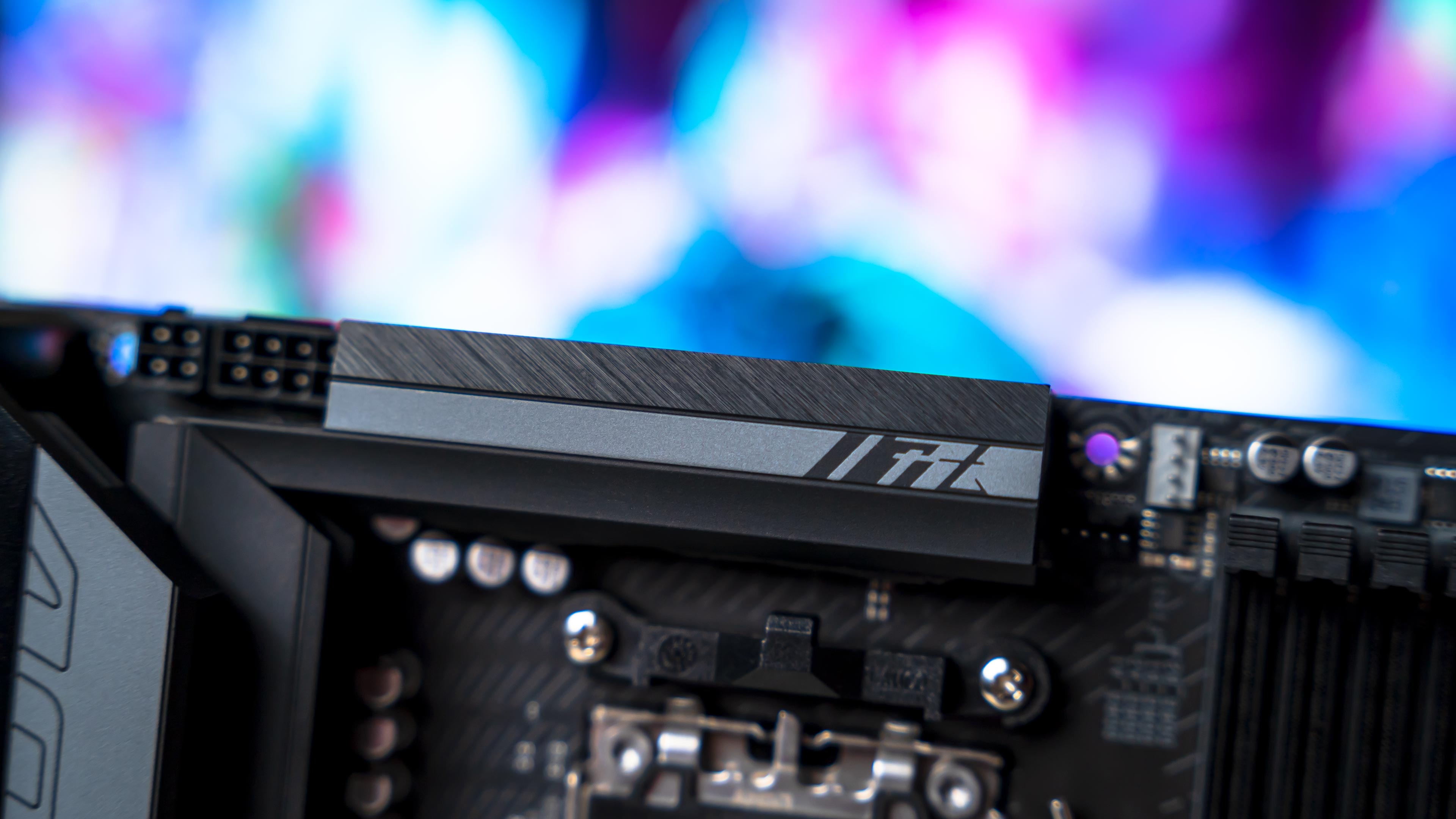 Aorus B850 Elite WiFi7 Motherboard (3) Aorus B850 Elite WiFi7 Motherboard (3)