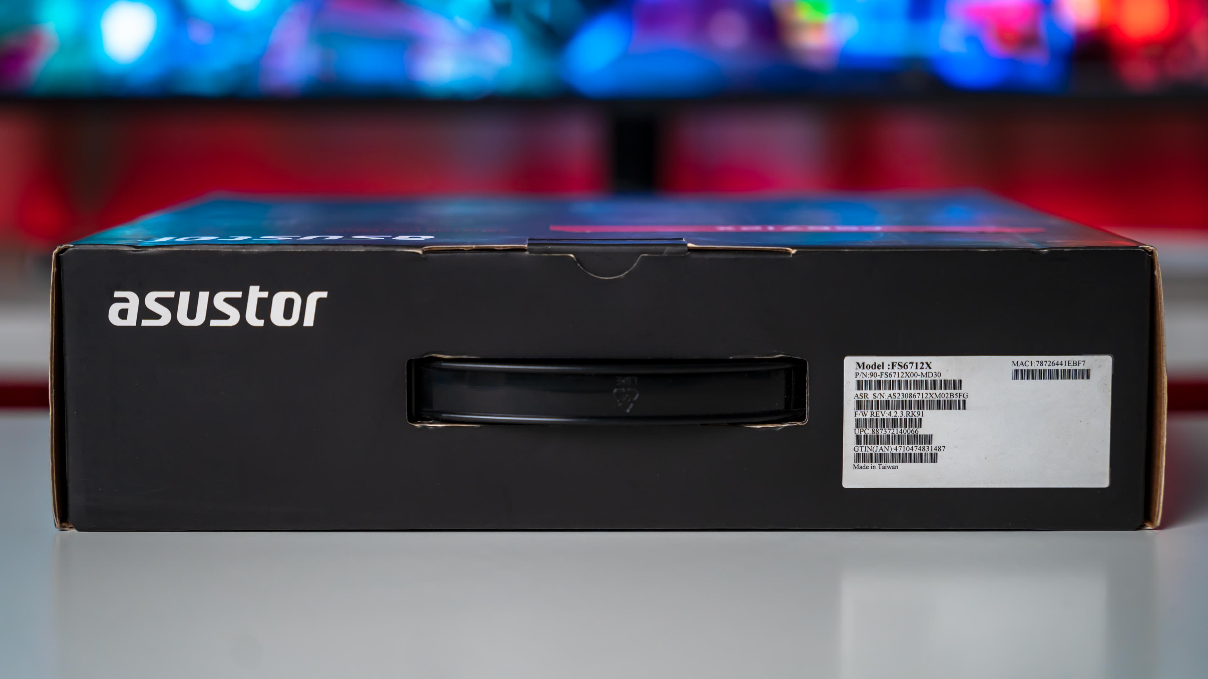 Asustor FS6712X Flashstor 12 Pro Box (6)