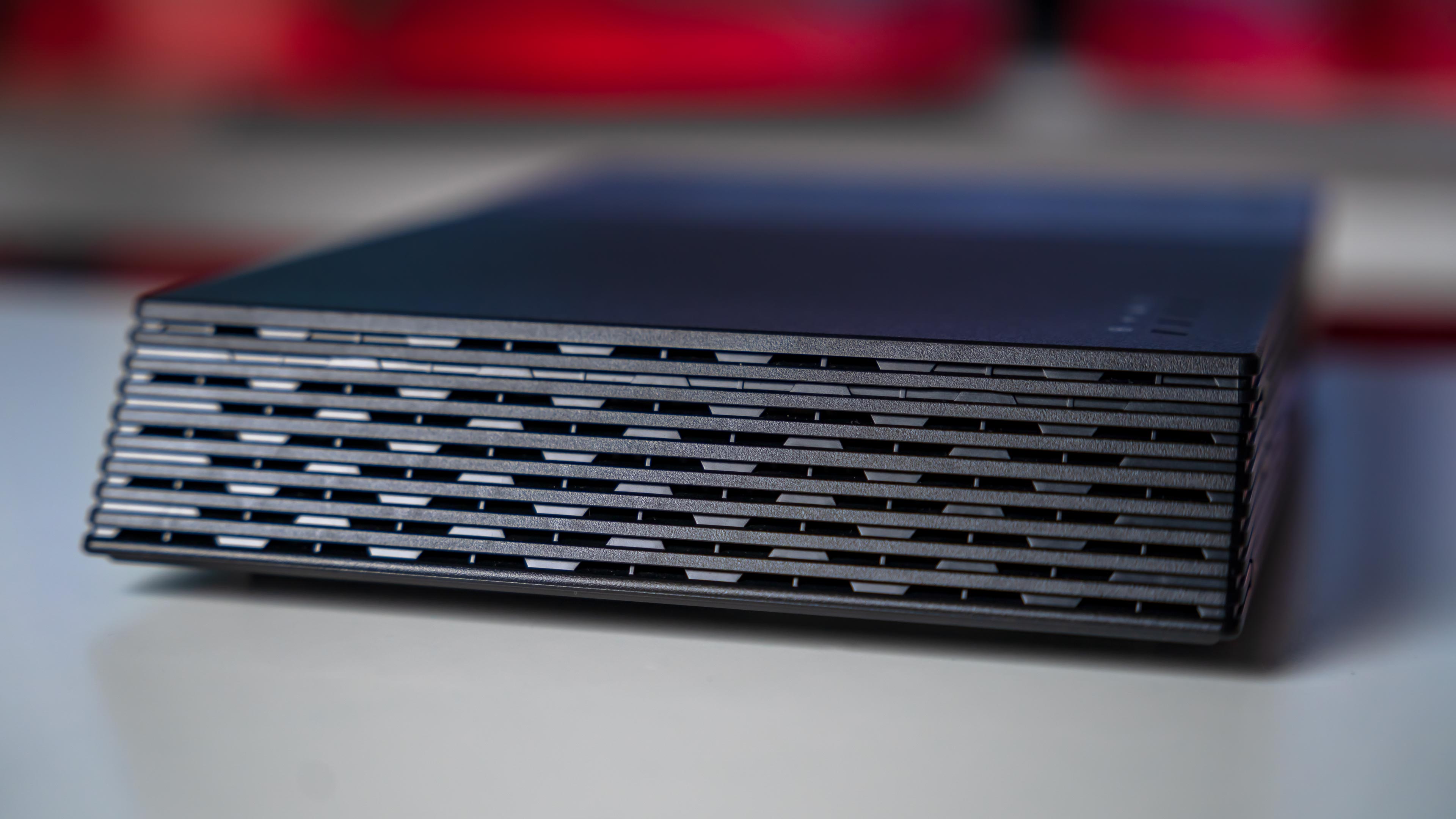 Asustor FS6712X Flashstor 12 Pro NAS (12)