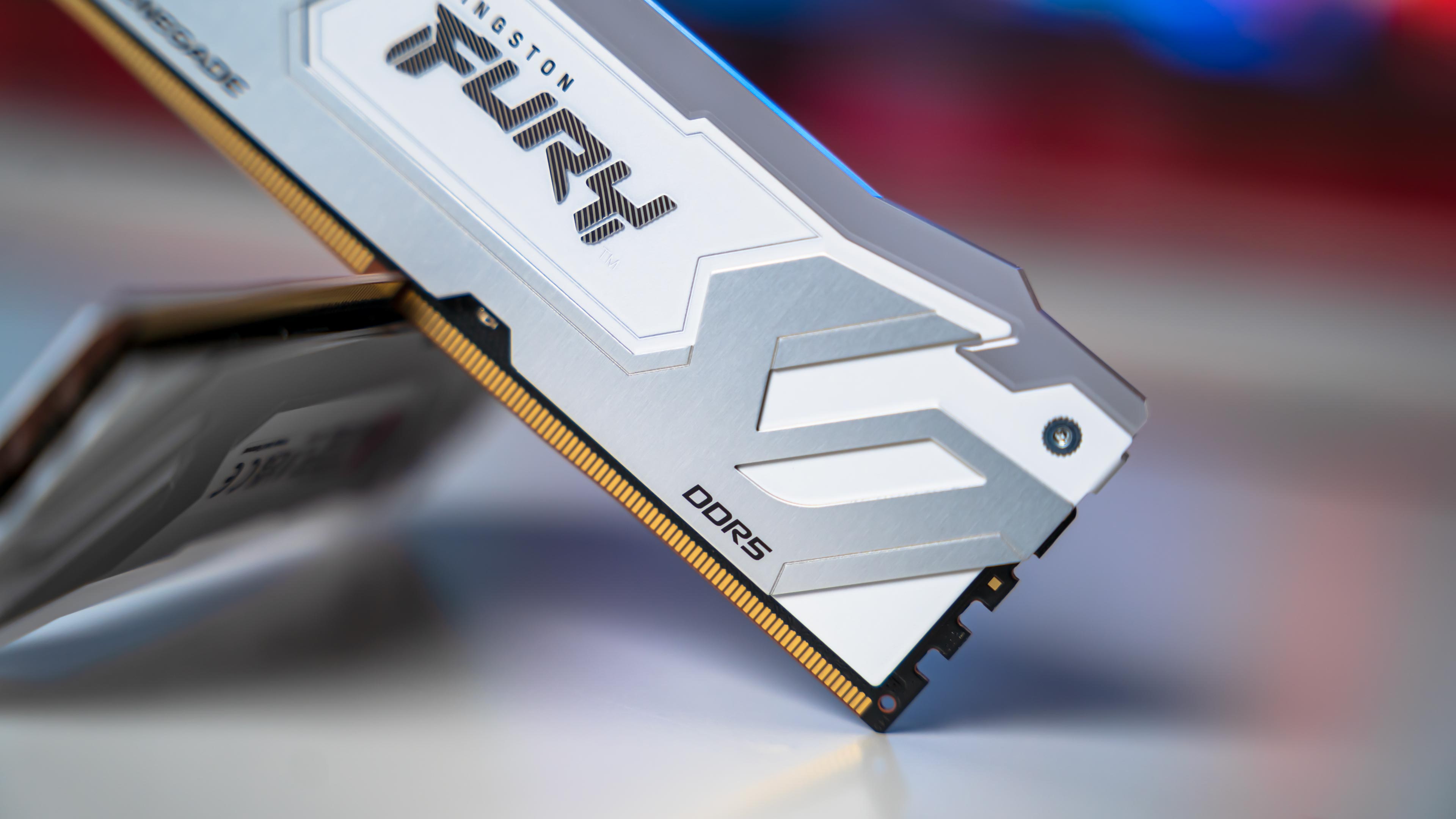 Kingston Fury Renegade RGB DDR5 8800MHz 48GB Memory (13)