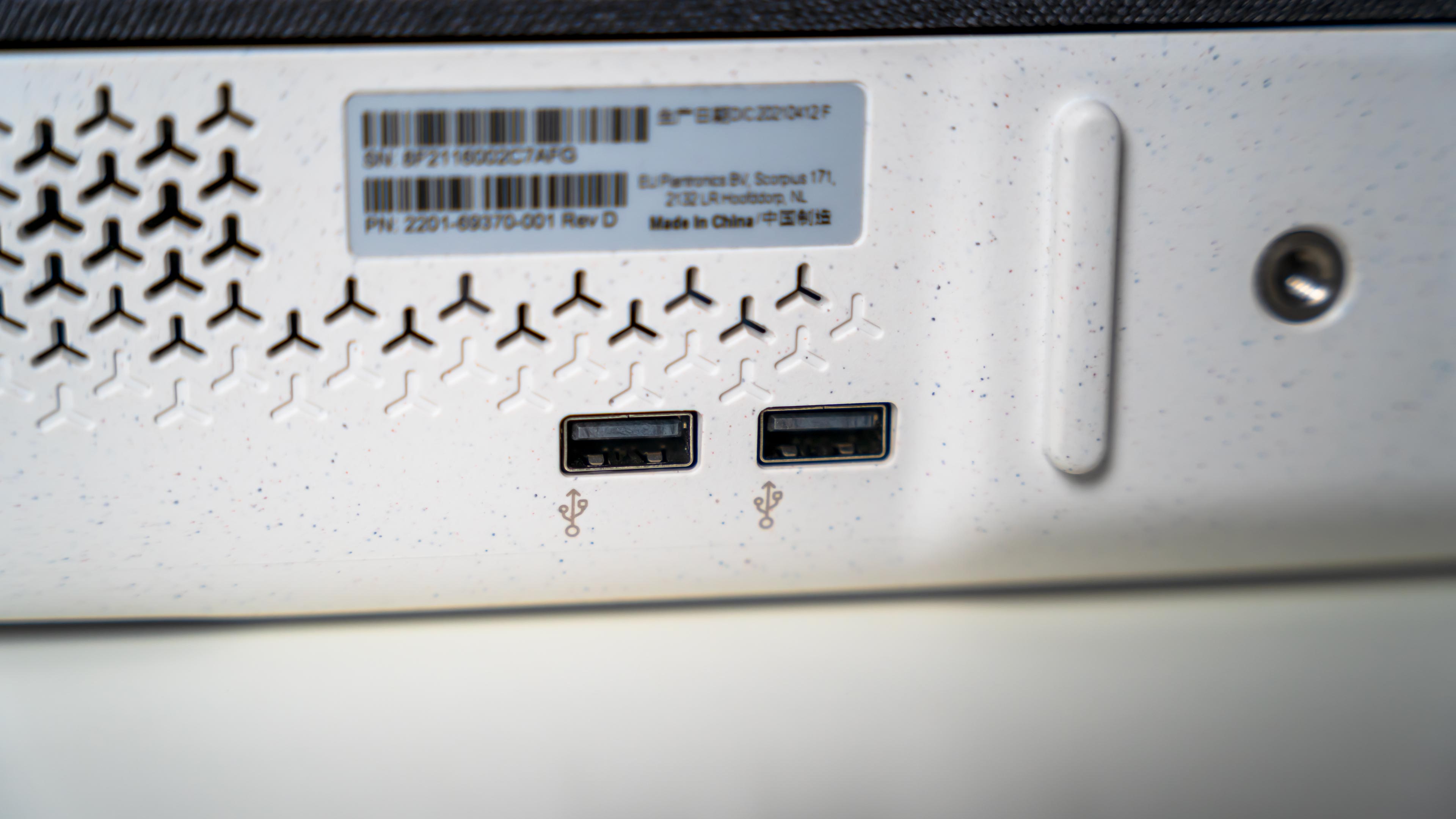 Poly Studio P15 Video Bar (16)