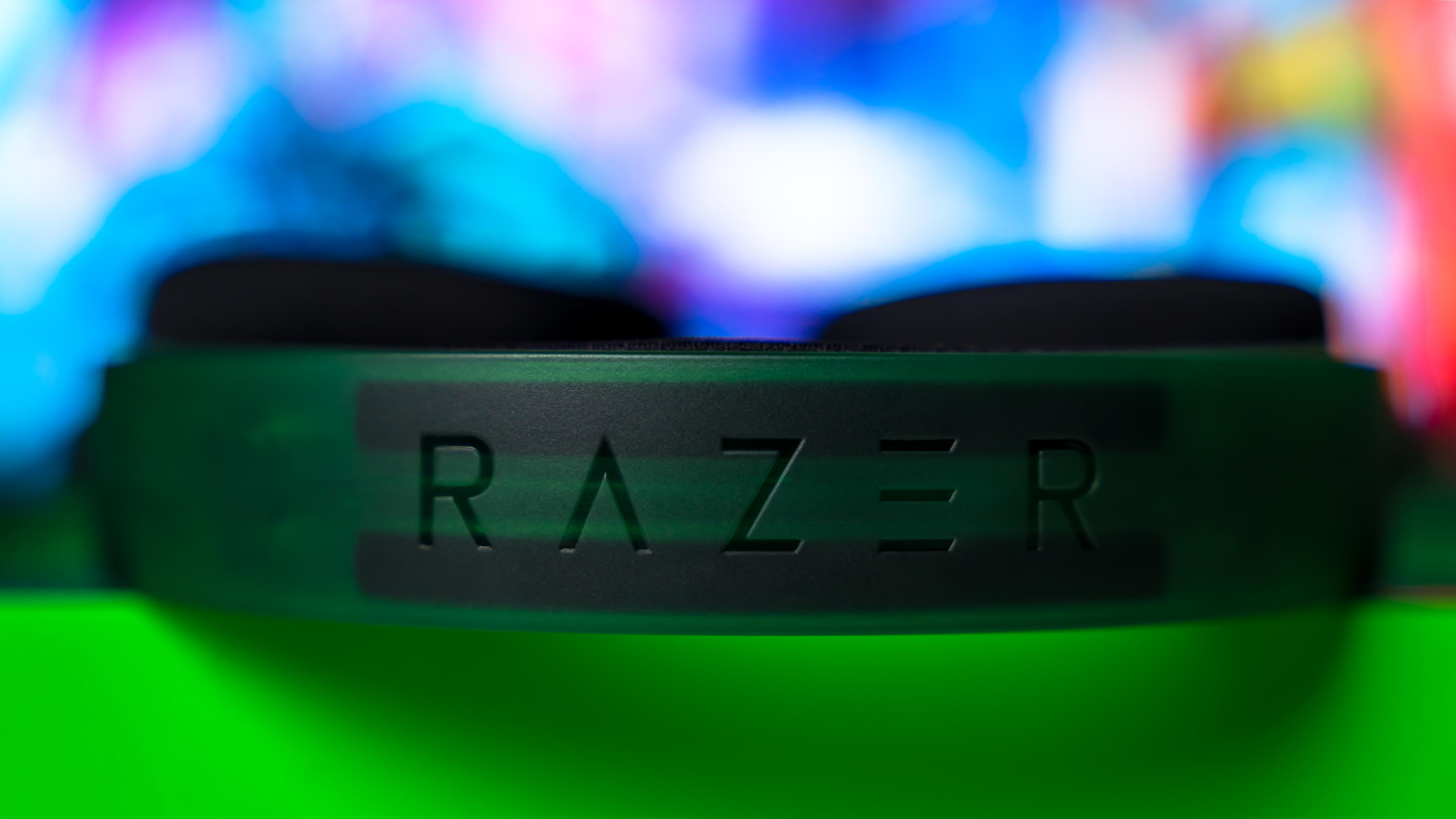 Razer Barracuda X Chroma Phantom Green Edition Headset (1)