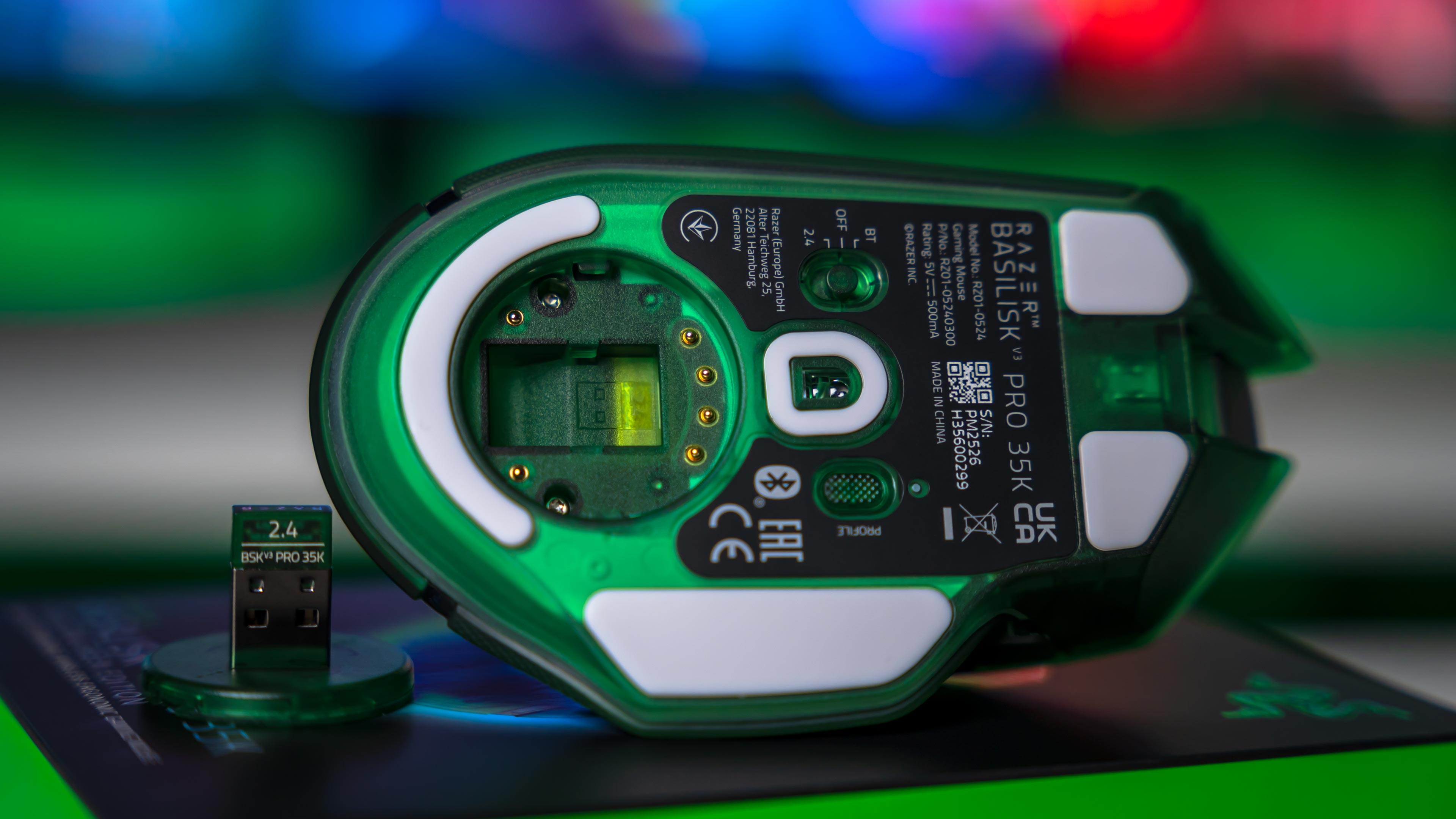 Razer Basilisk V3 Pro 35K Phantom Green Edition Mouse (2)