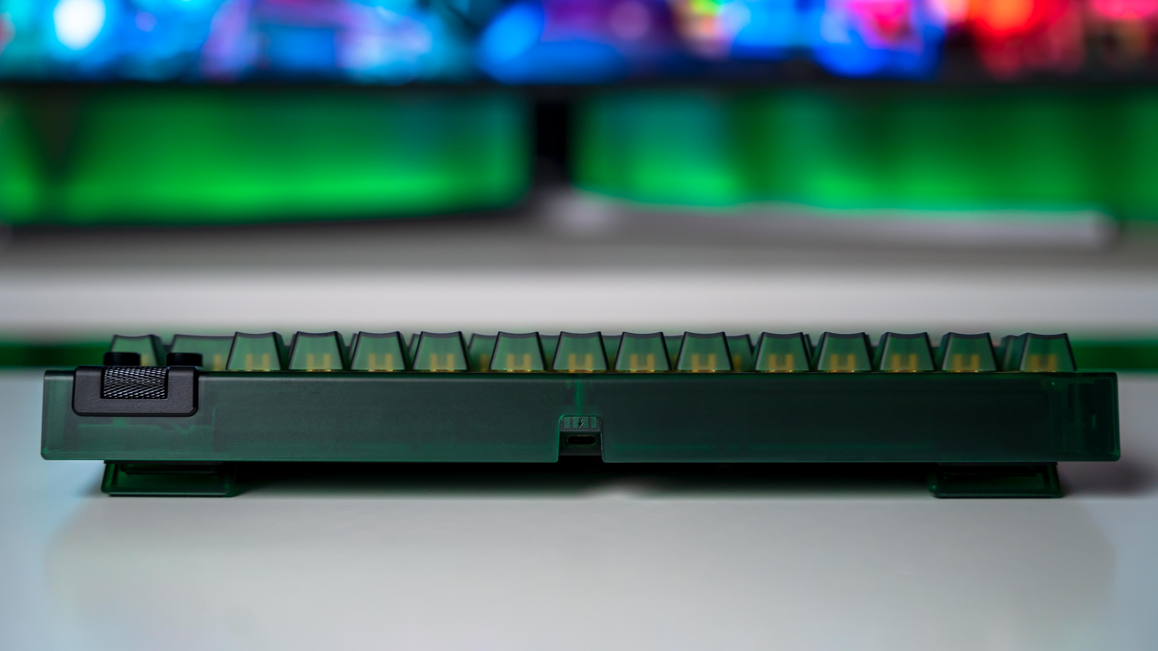 Razer Blackwidow V4 75% Phantom Green Edition Keyboard (16)