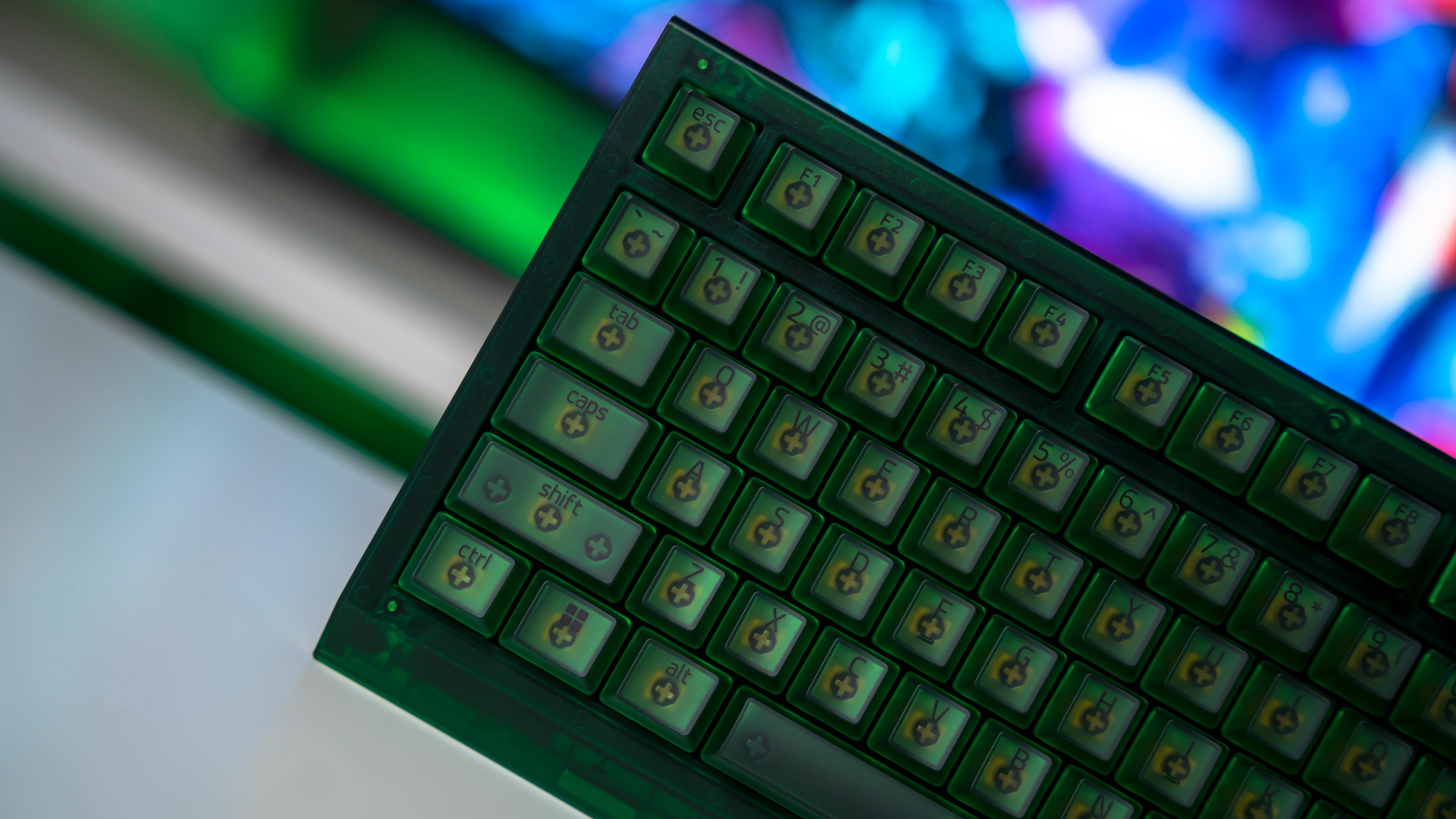 Razer Blackwidow V4 75% Phantom Green Edition Keyboard (5)