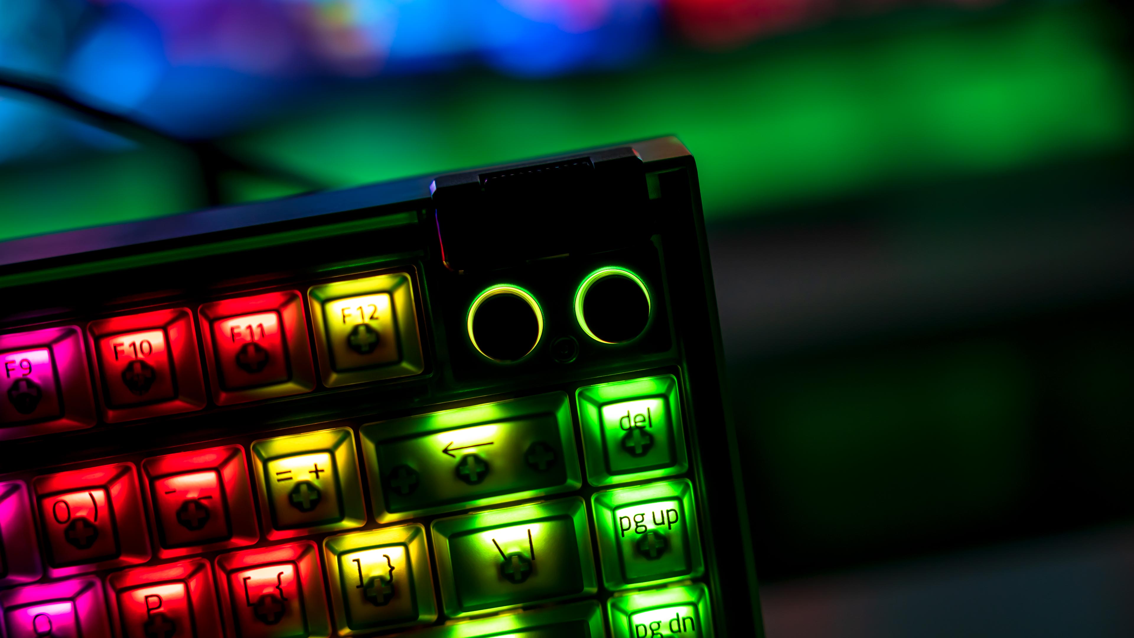 Razer Blackwidow V4 75% Phantom Green Edition RGB Lights off (7)