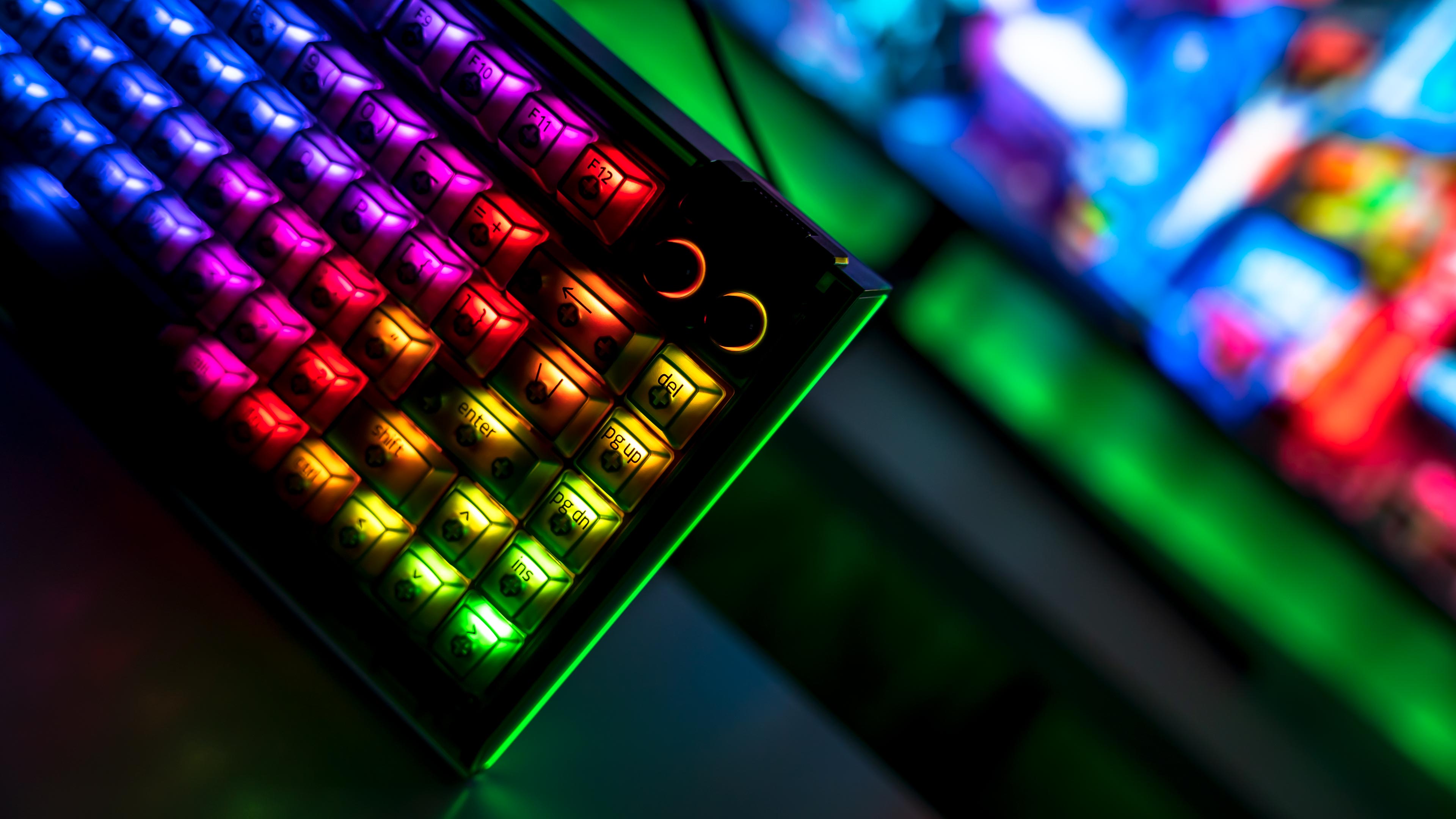 Razer Blackwidow V4 75% Phantom Green Edition RGB Lights off (9)