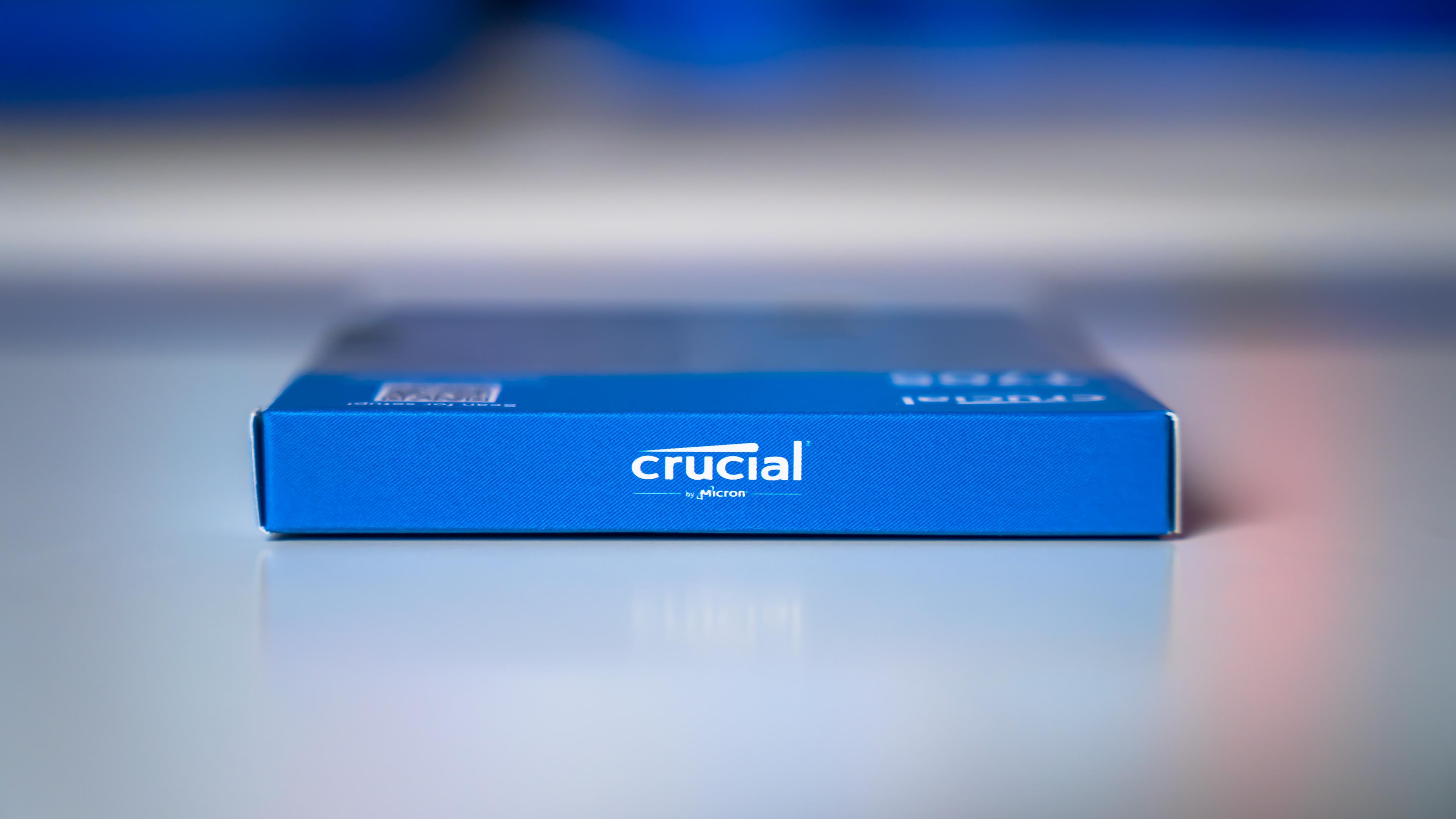 Crucial T705 4TB Box (7)