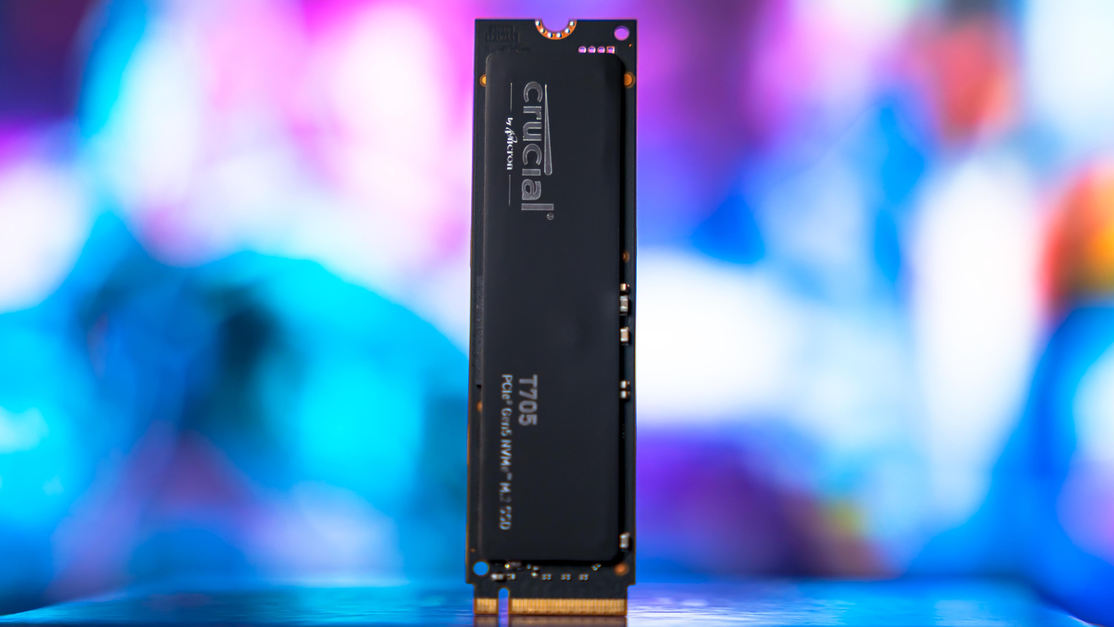 Crucial T705 4TB SSD (5)