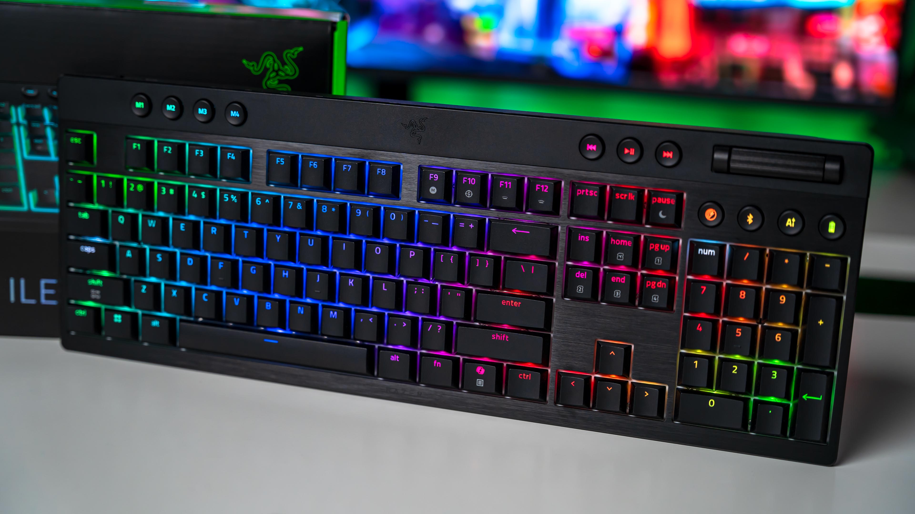 Razer BlackWidow V4 Low Profile HyperSpeed