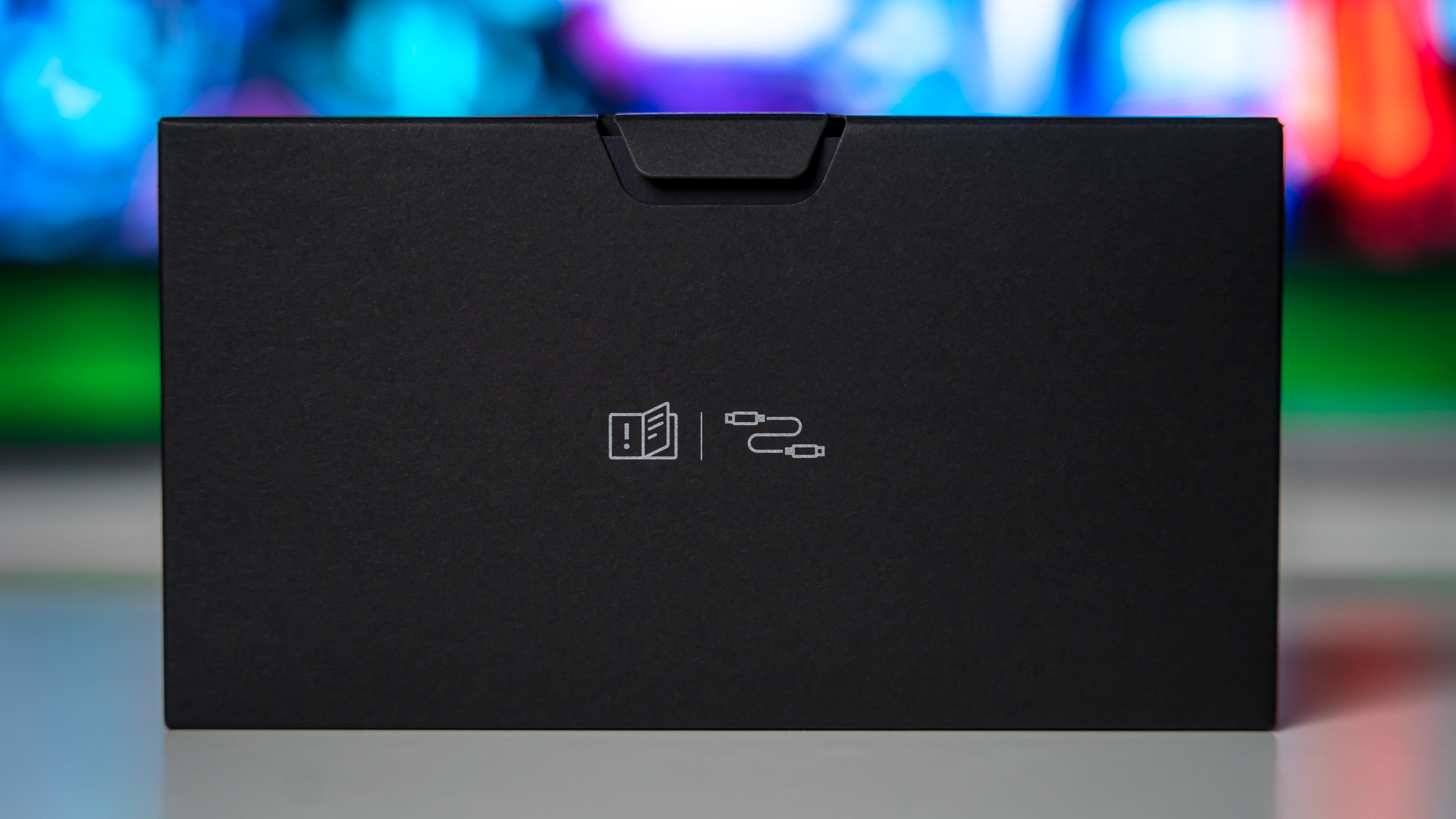 Razer BlackWidow V4 Low Profile HyperSpeed Box (11)