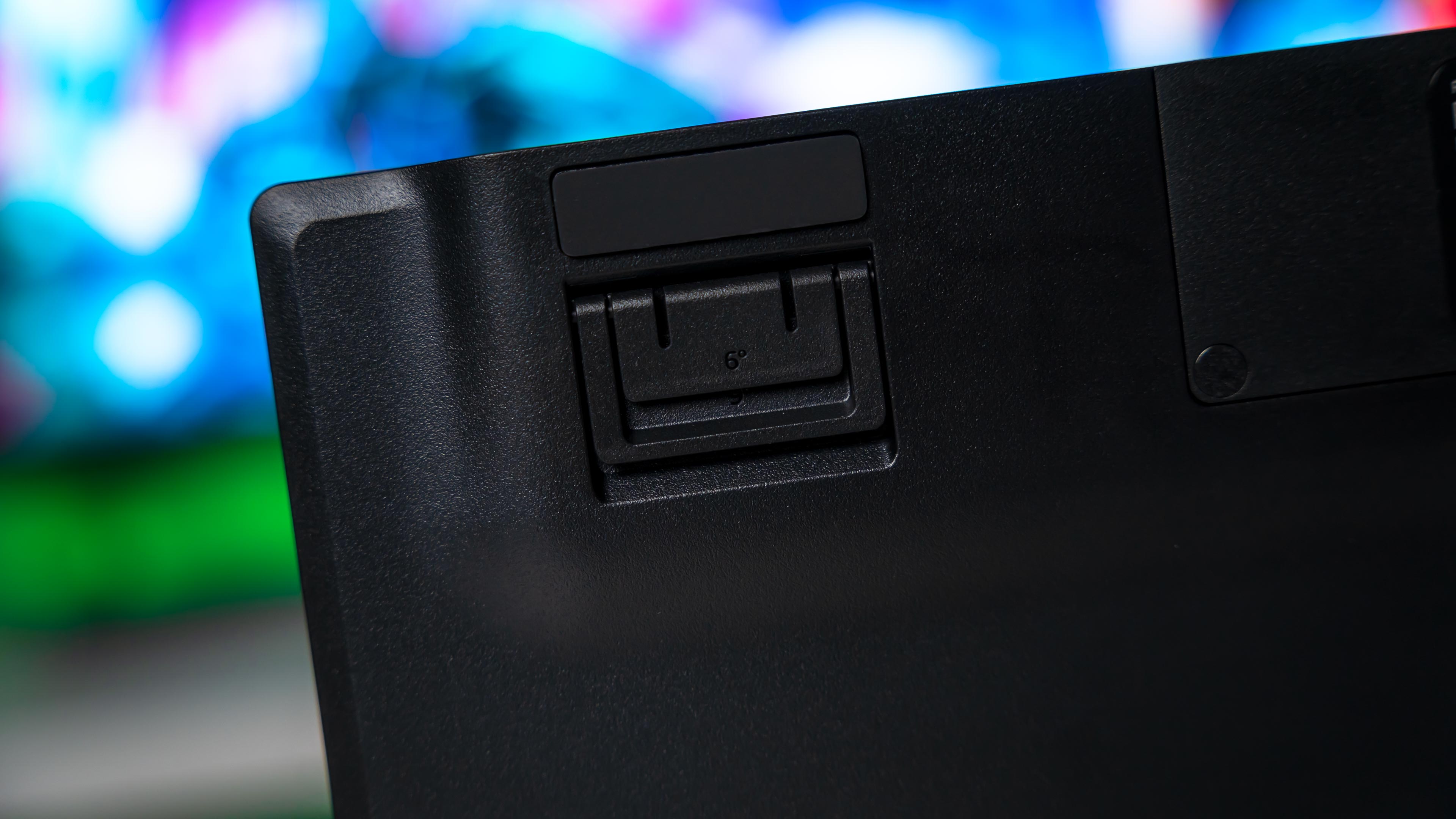 Razer BlackWidow V4 Low Profile HyperSpeed Keyboard (15)