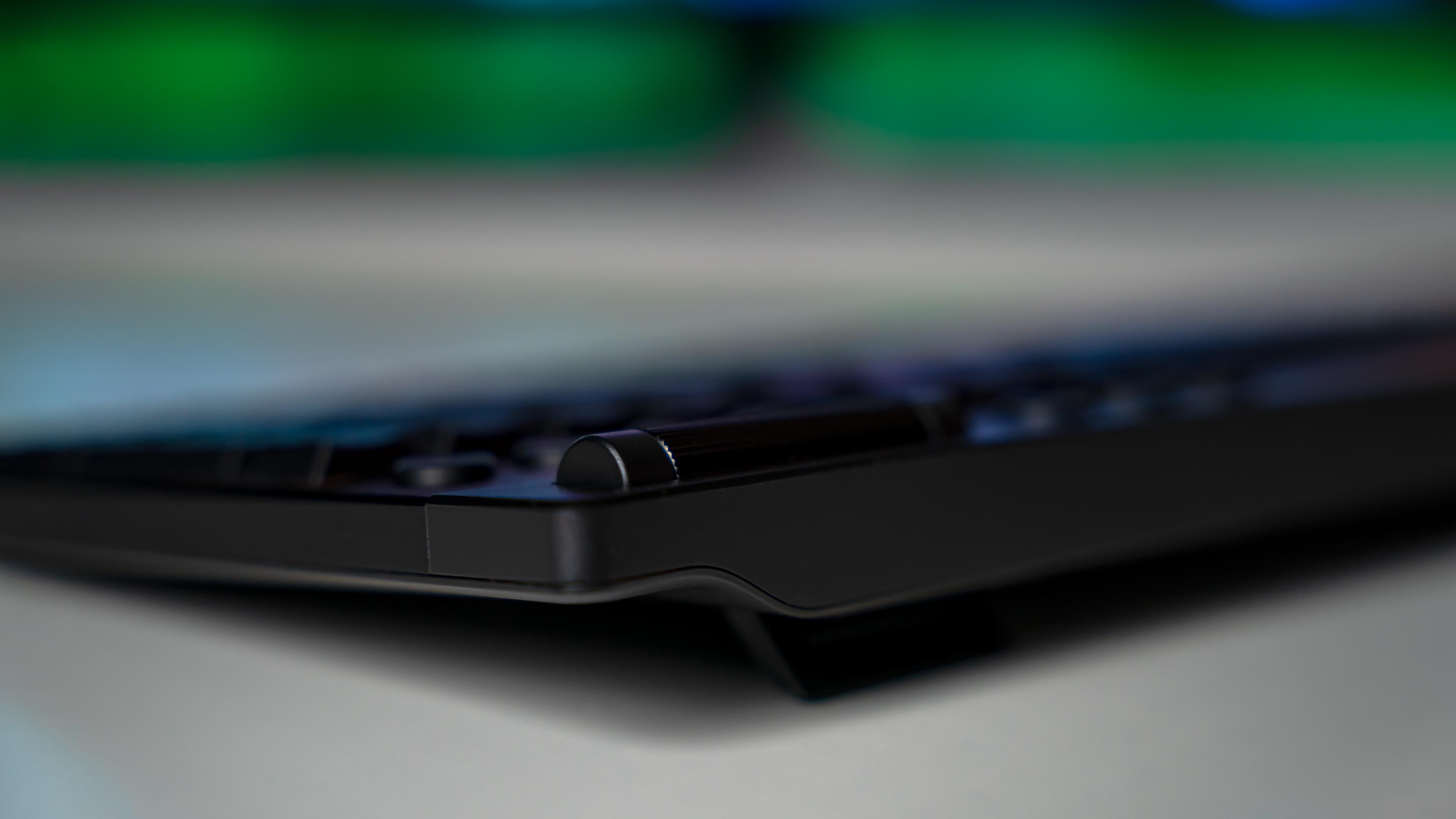 Razer BlackWidow V4 Low Profile HyperSpeed Keyboard (25)