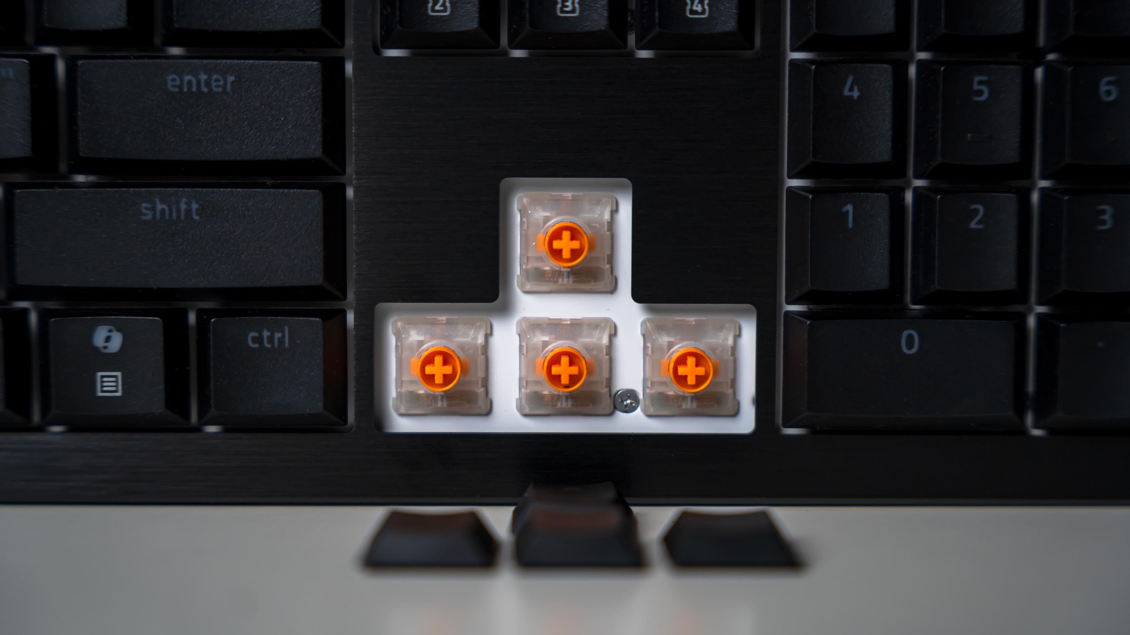 Razer BlackWidow V4 Low Profile HyperSpeed Keyboard (28)