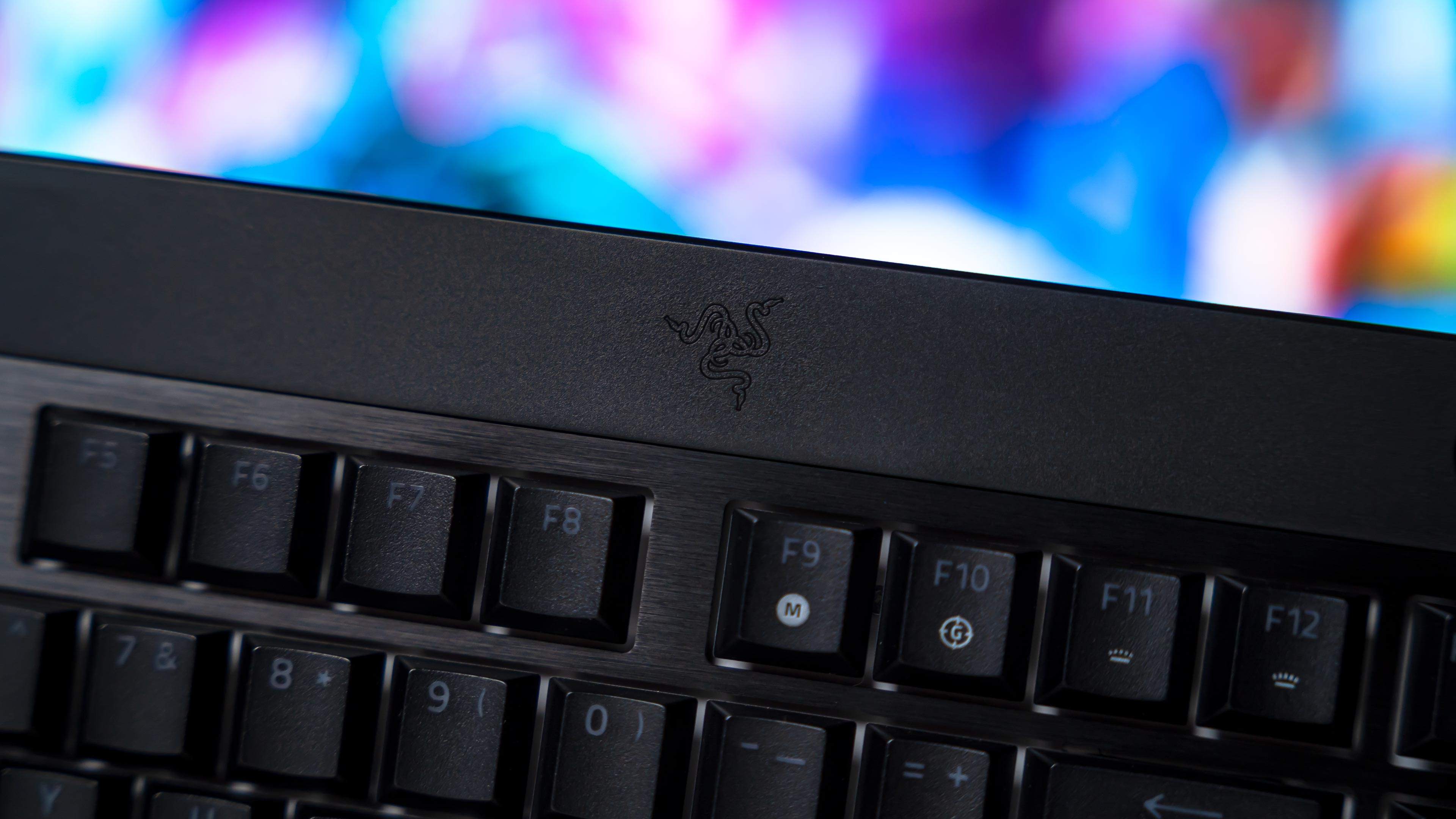 Razer BlackWidow V4 Low Profile HyperSpeed Keyboard (6)