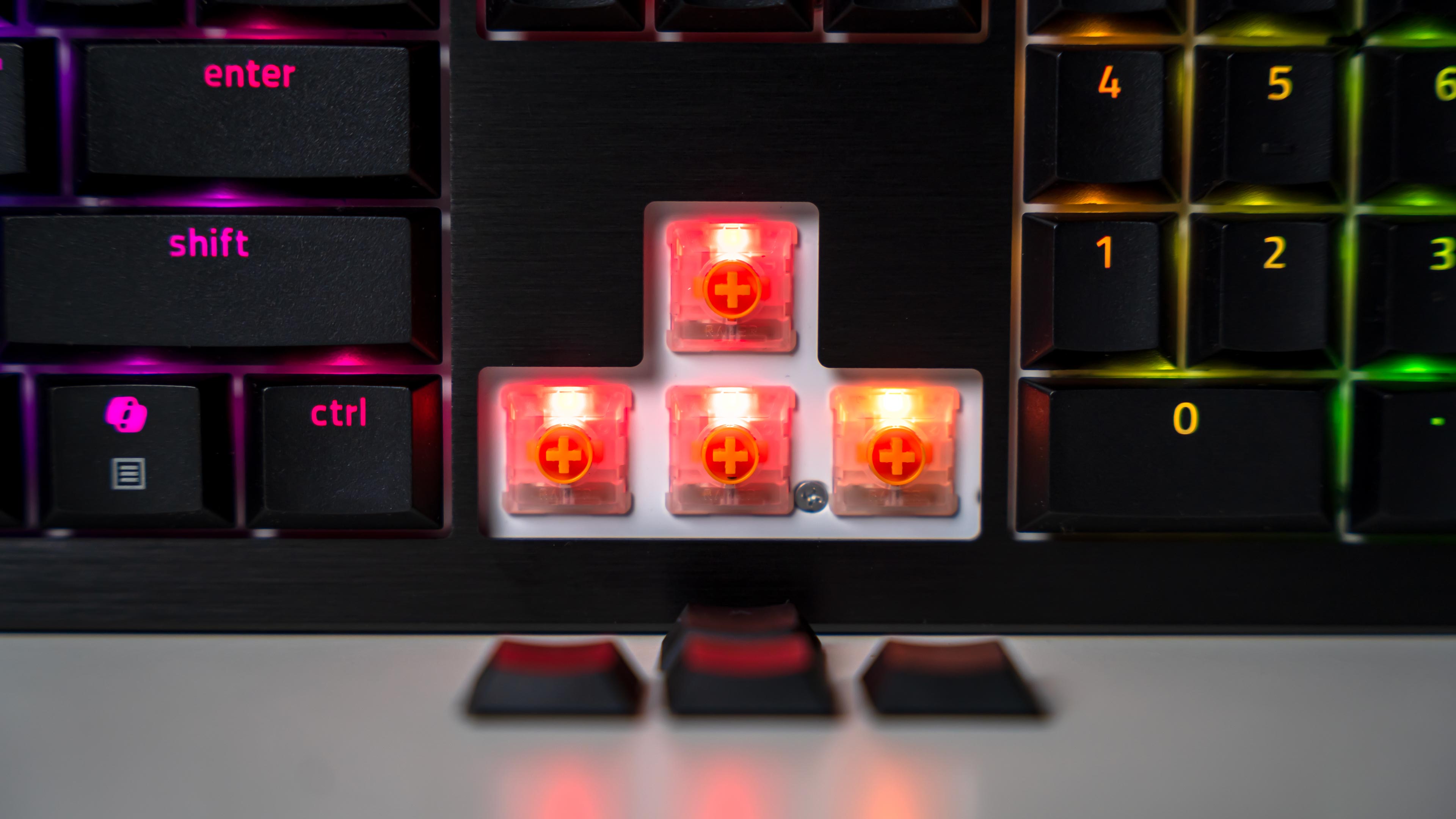 Razer BlackWidow V4 Low Profile HyperSpeed RGB (1)