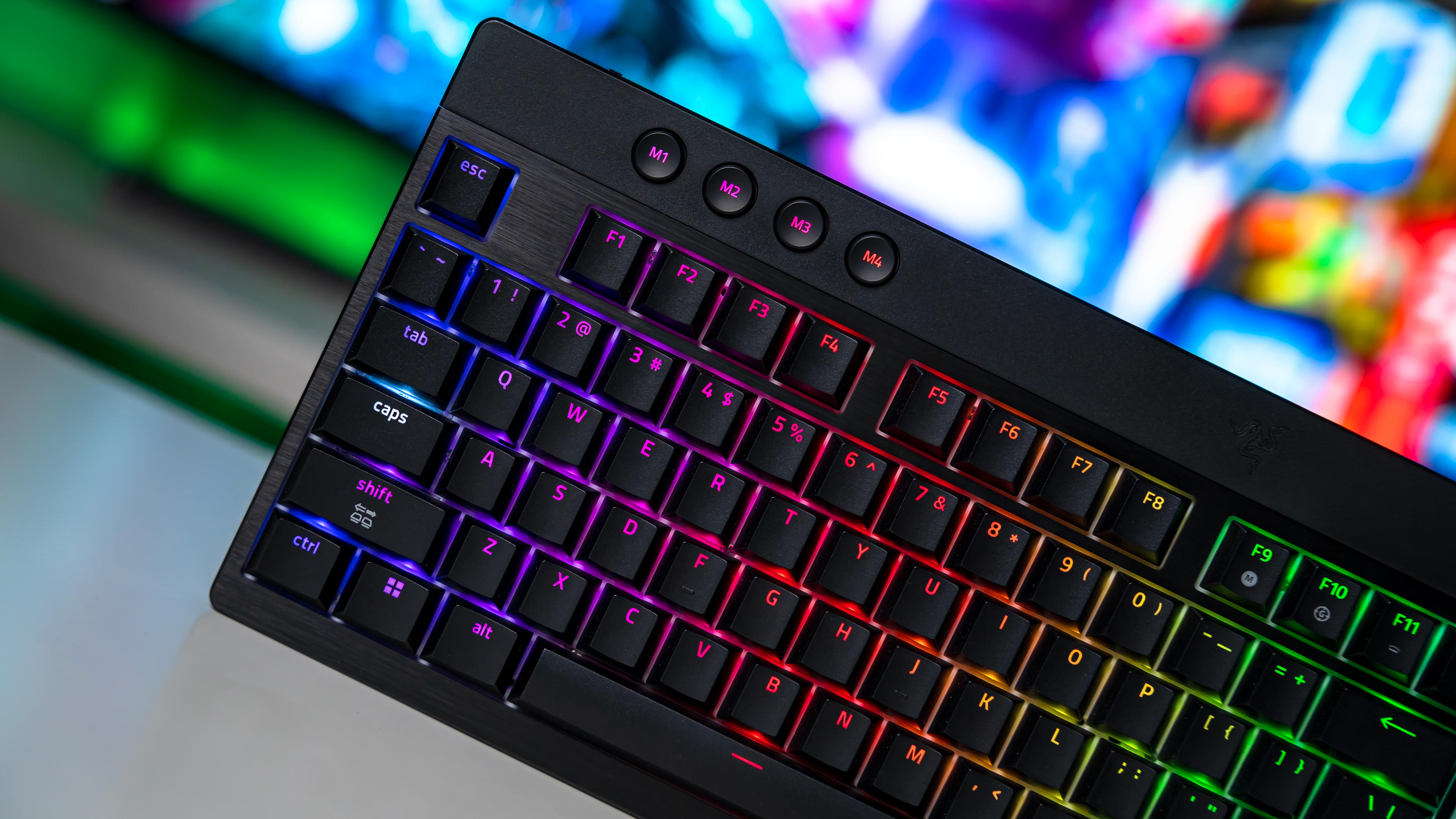 Razer BlackWidow V4 Low Profile HyperSpeed RGB (2)